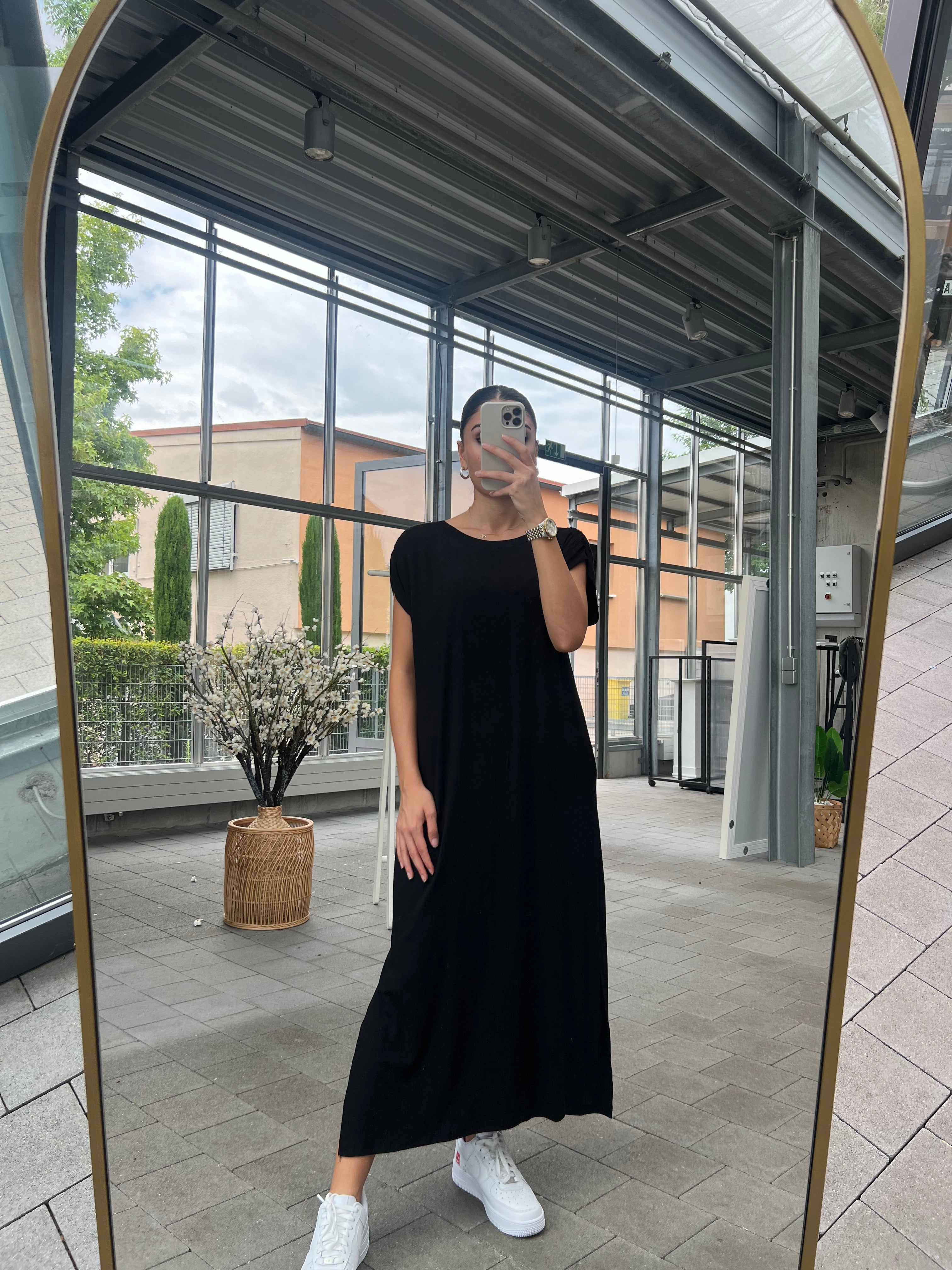 Viskose Tshirt-Kleid mit Schlitz