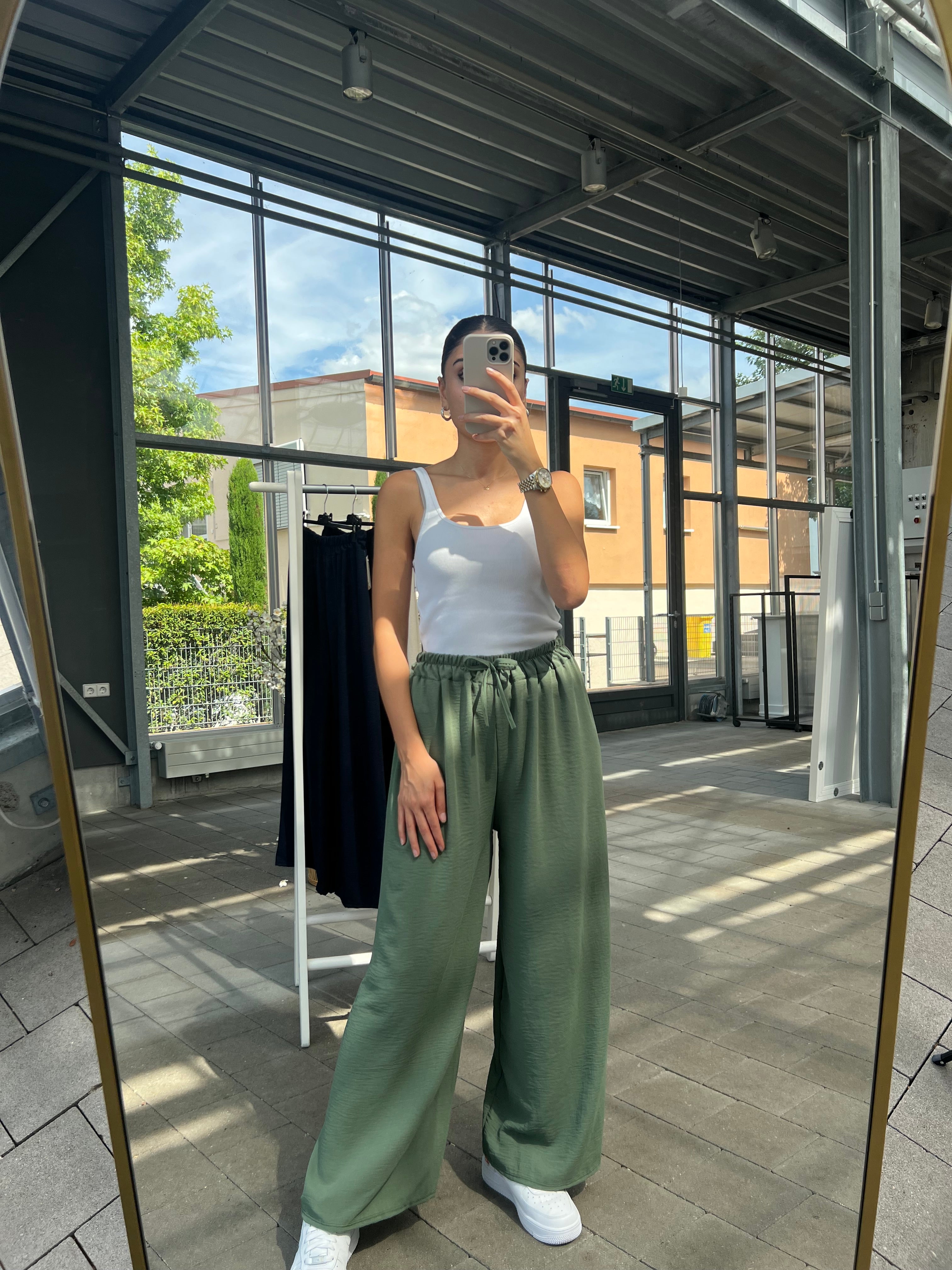 Weite Viskose Hose