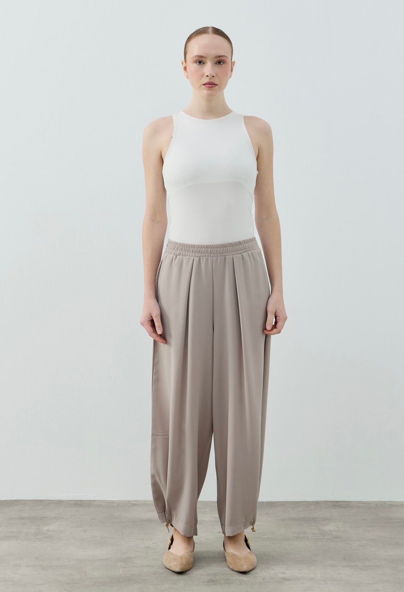 Sportliche Krepp Hose