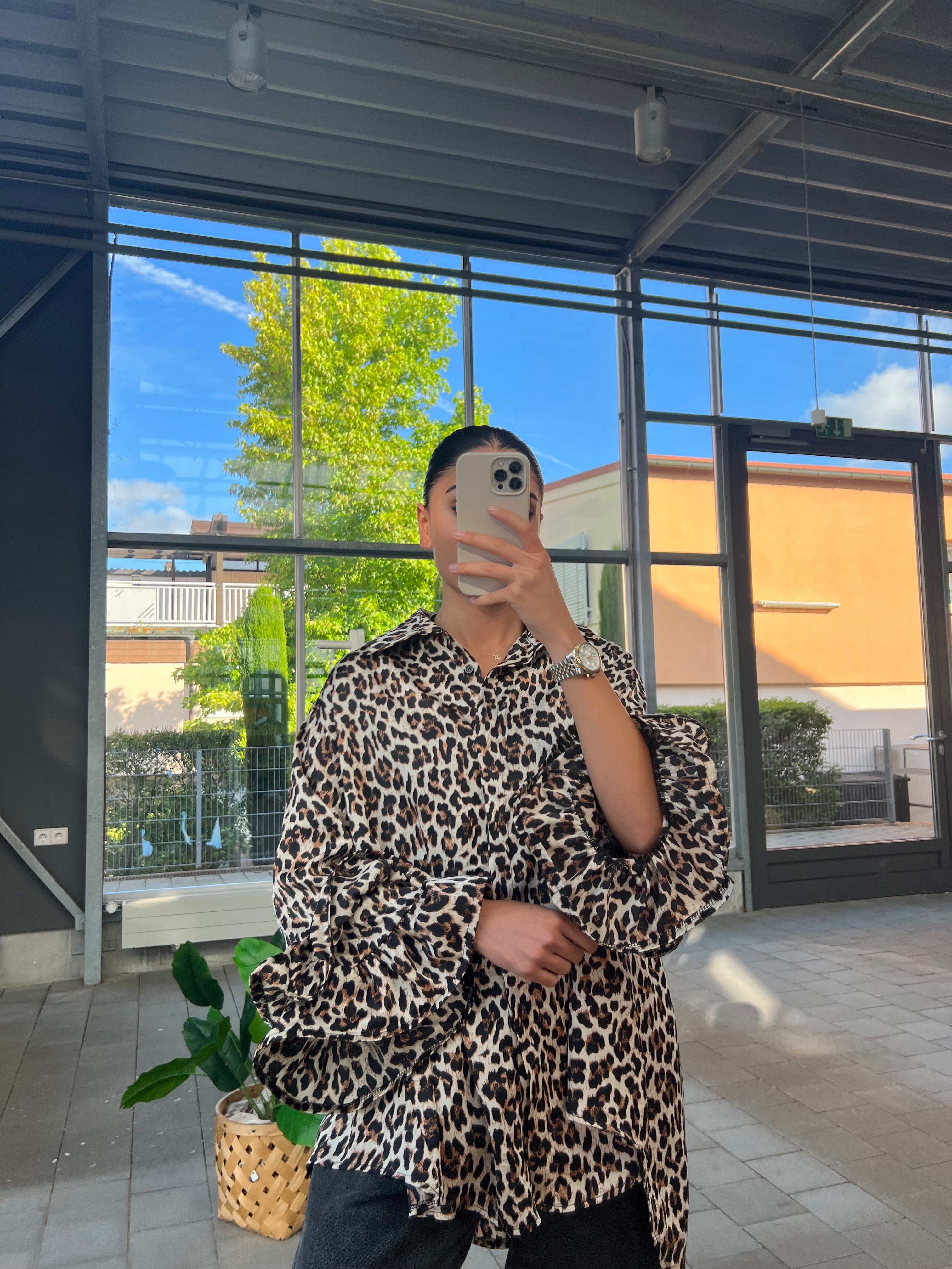 Bluse mit Volantärmeln