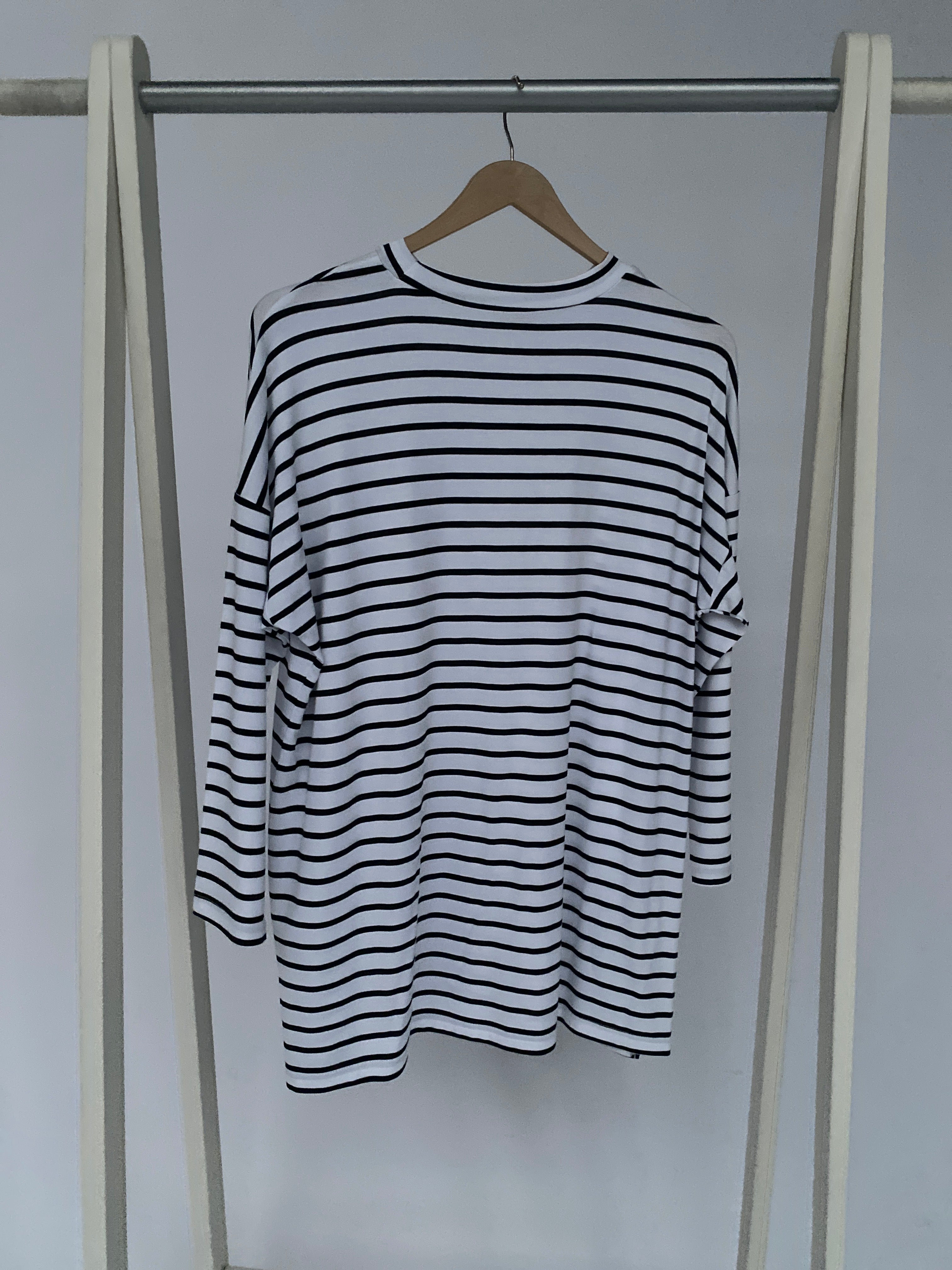 Oversize gestreifte Tunika