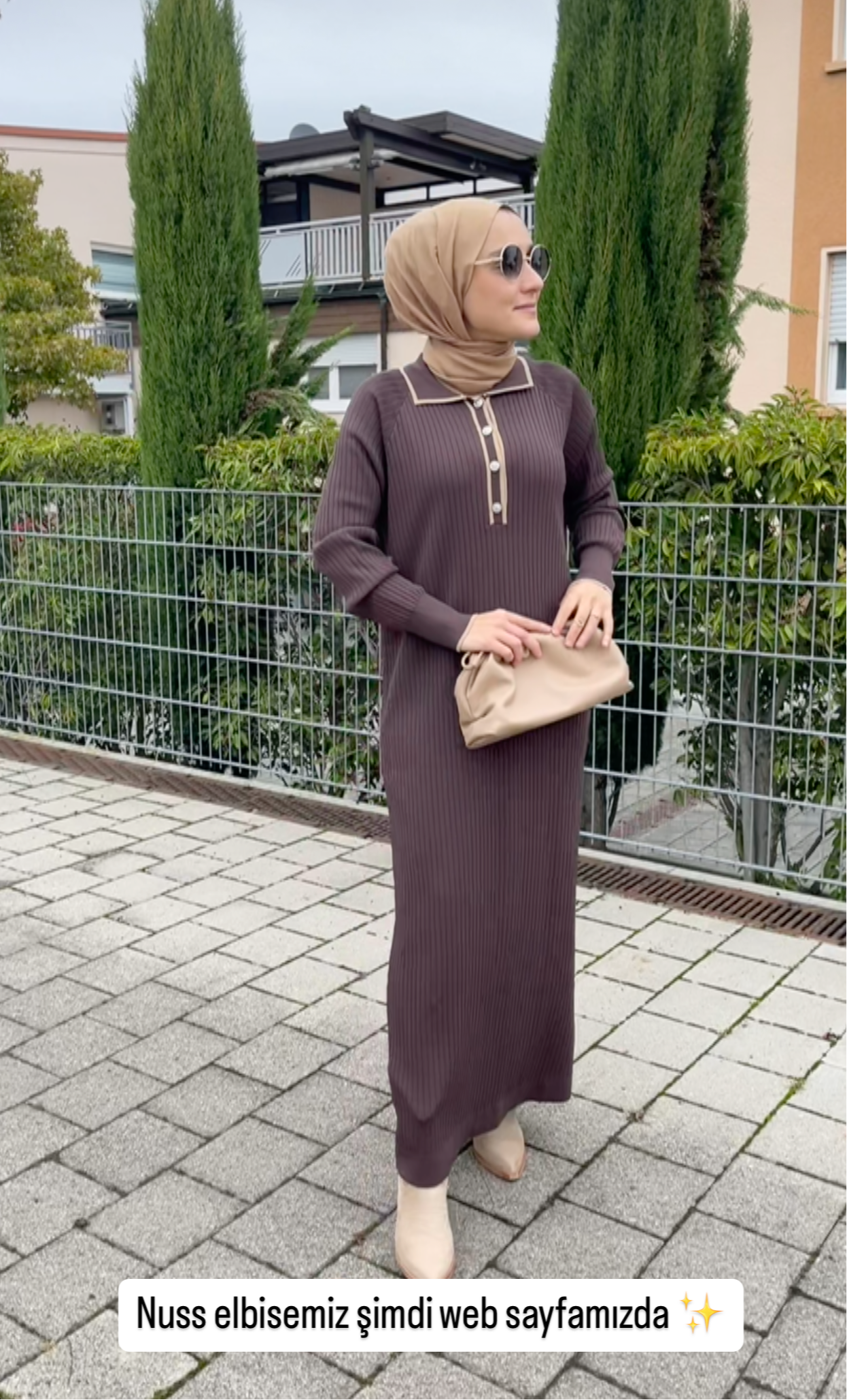 Nuss Strickkleid zweifarbig
