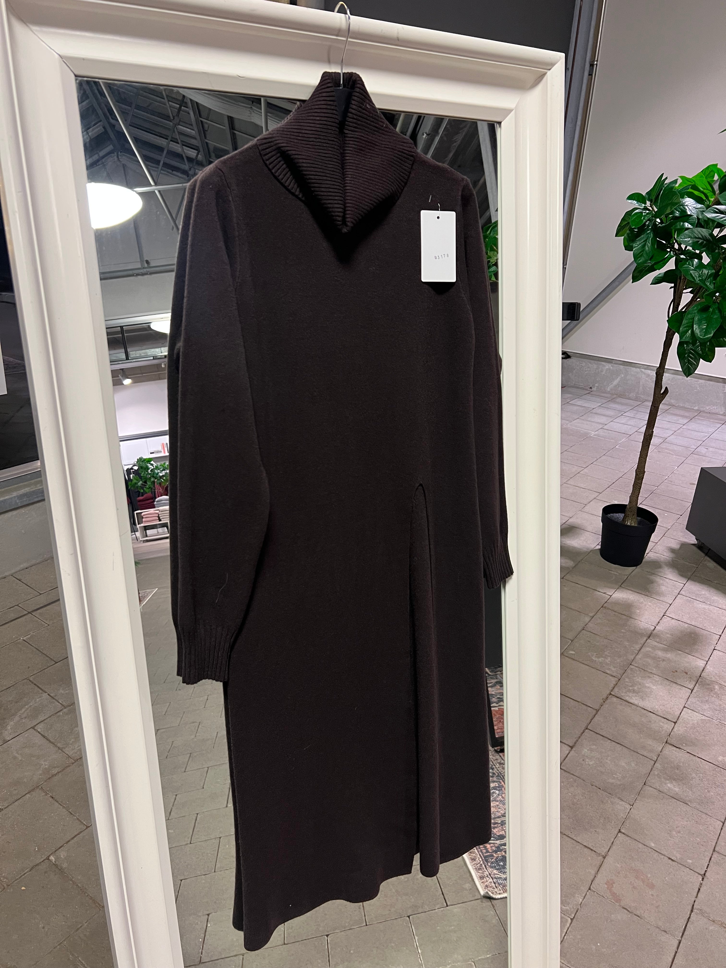 Strickoberteil mit Schlitz