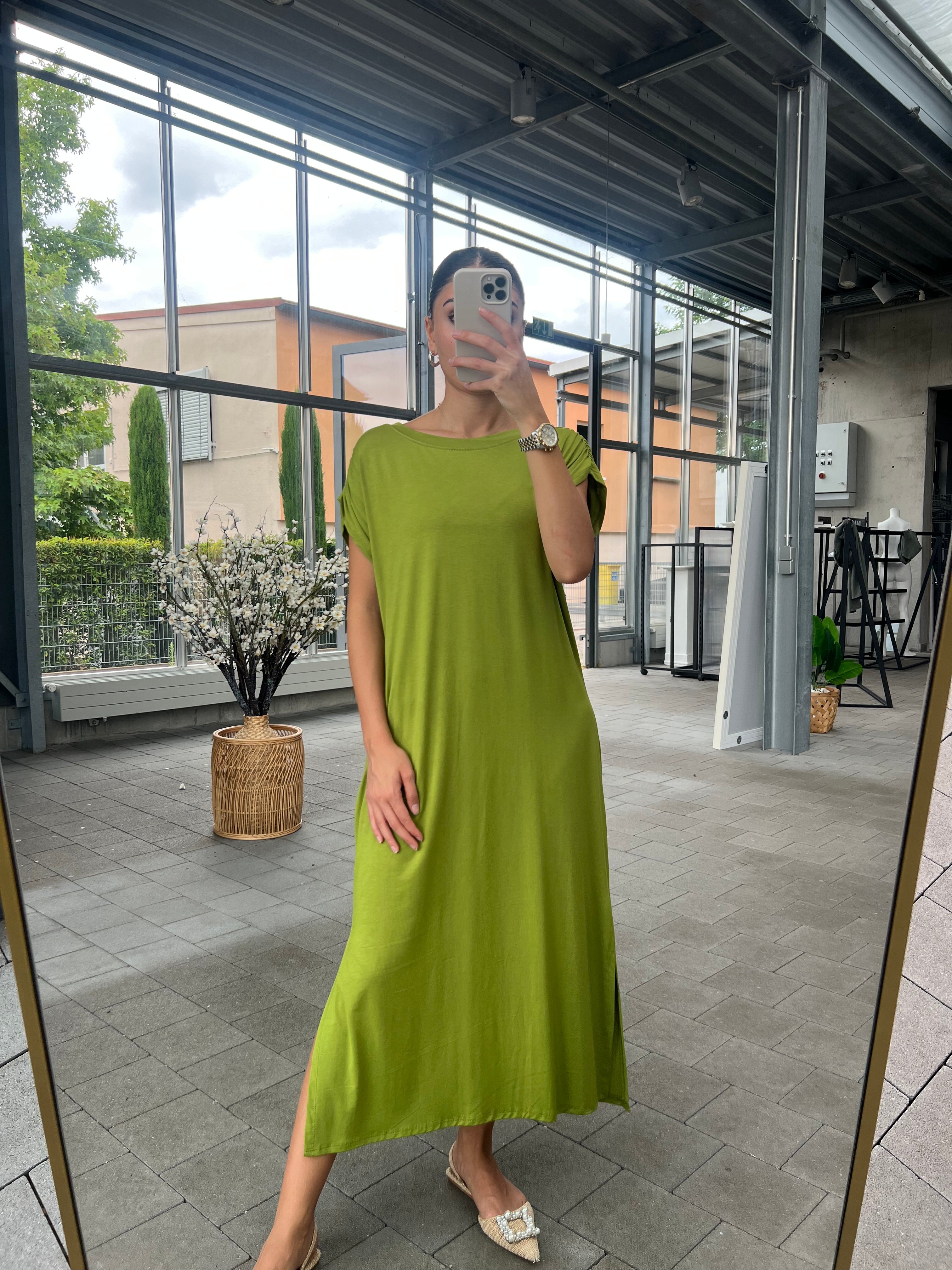 Viskose Tshirt-Kleid mit Schlitz
