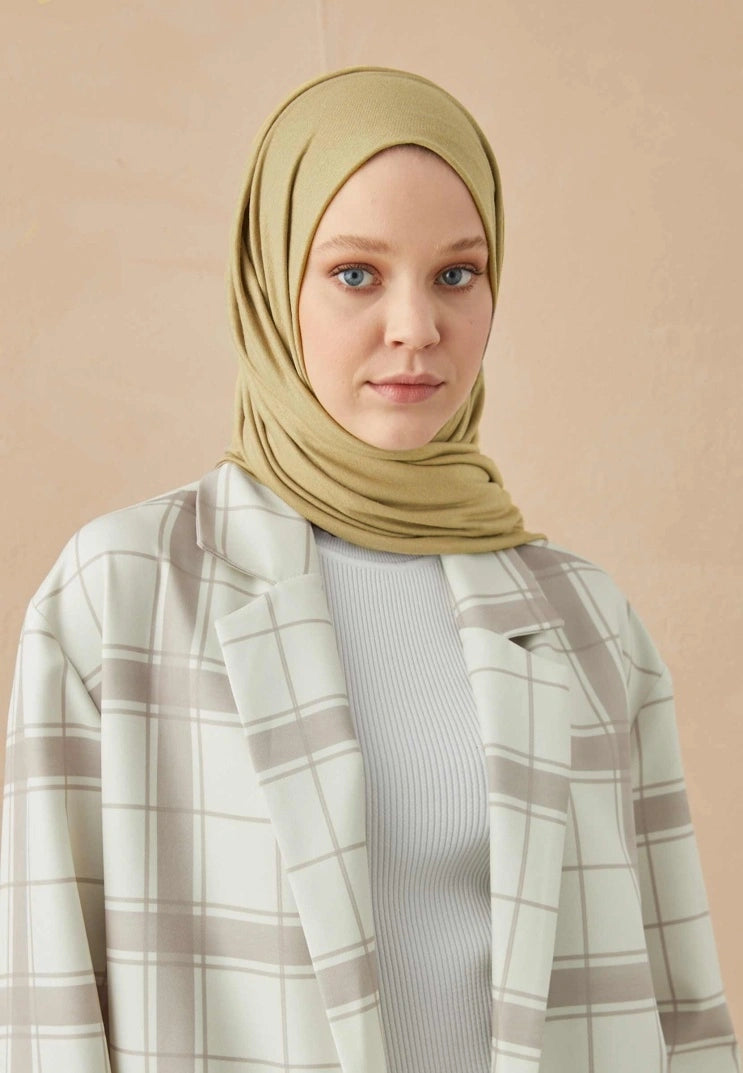 Jersey scarf in sage