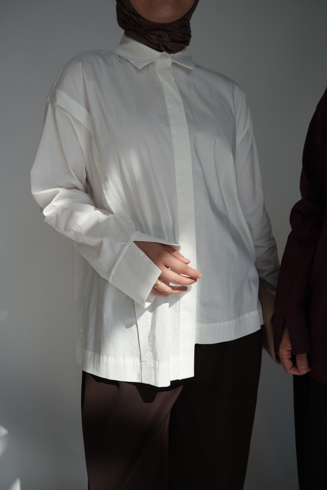 Bluse mit seitlichem Schlitz