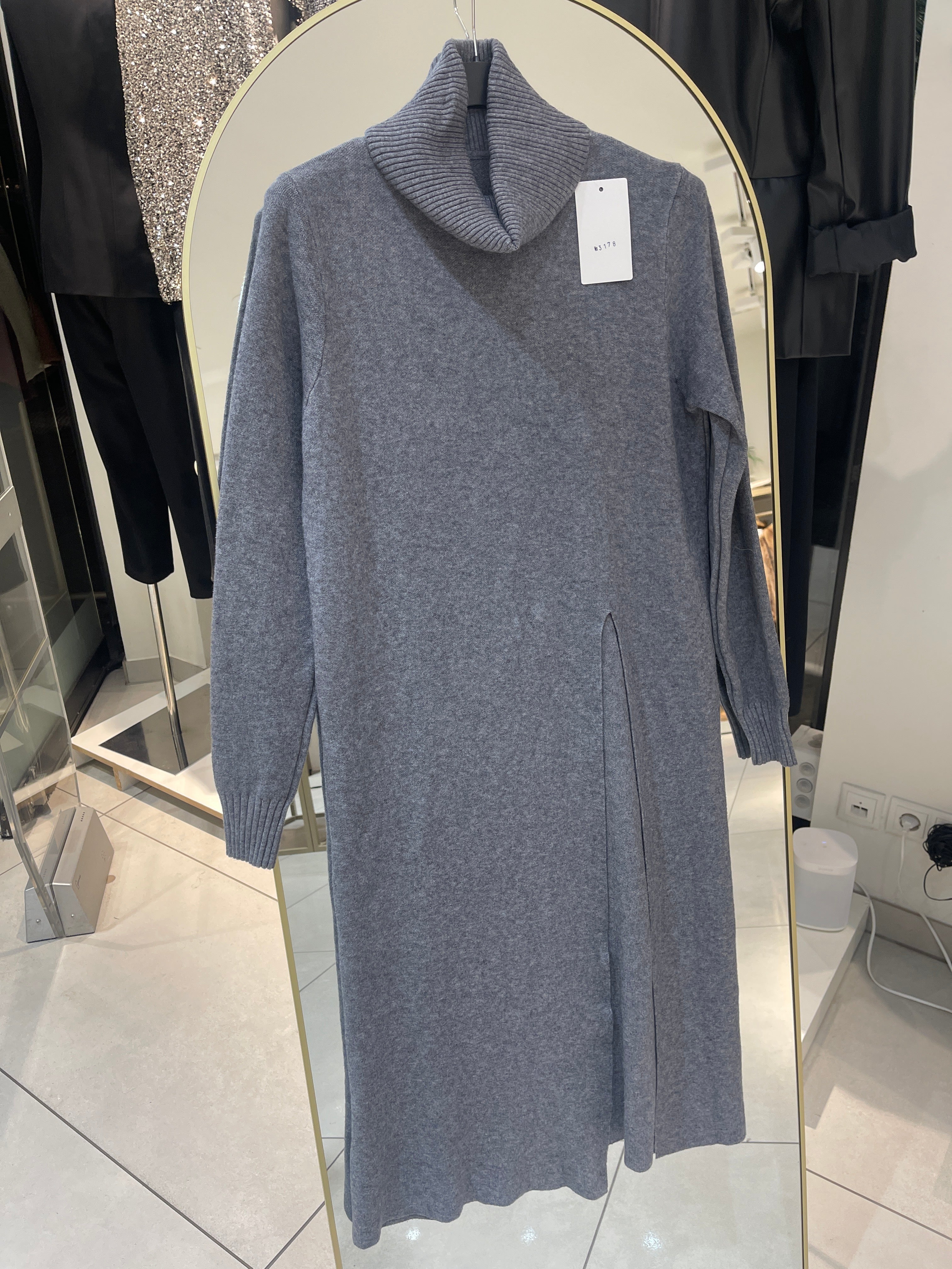 Strickoberteil mit Schlitz