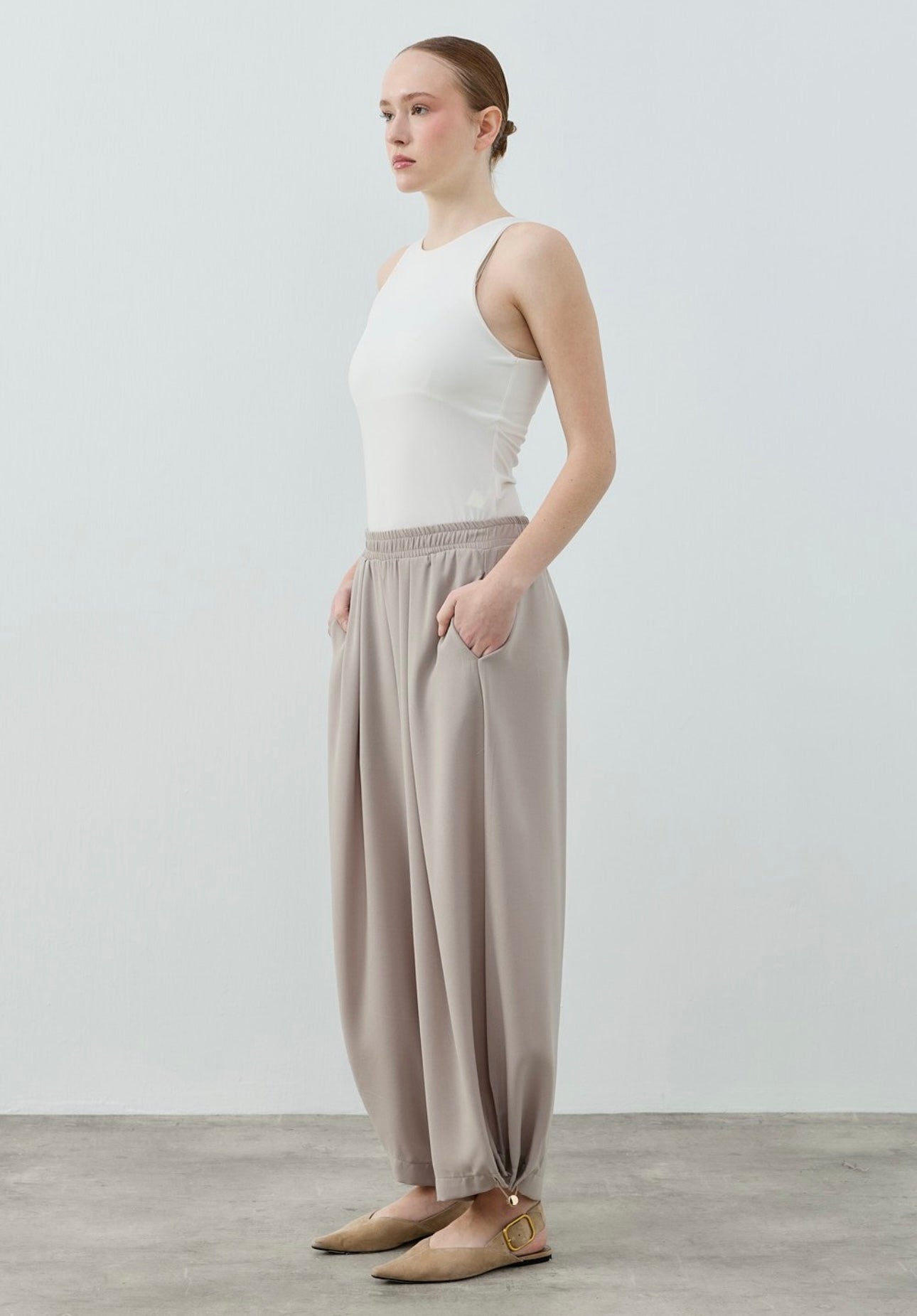 Sportliche Krepp Hose