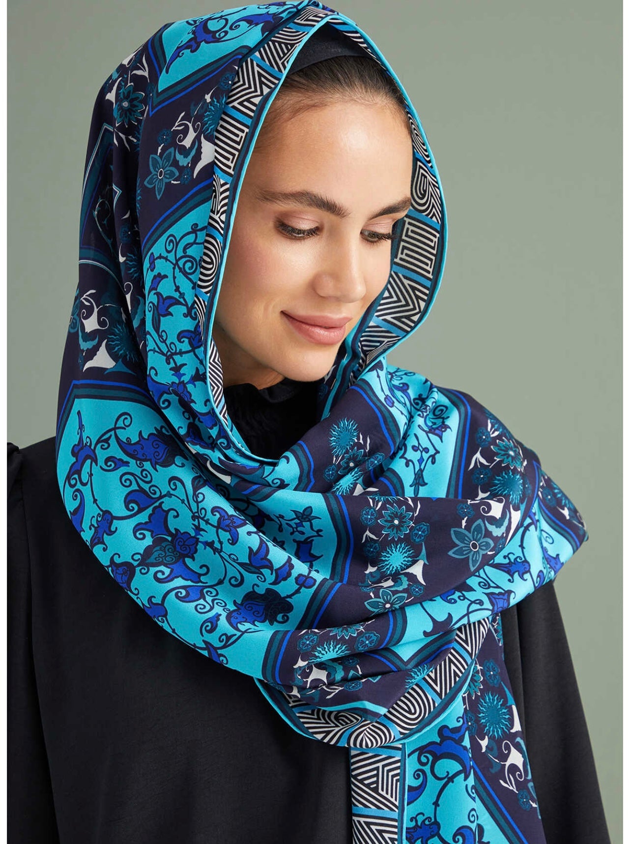 İmannoor Tezhip Silk Schal in Turkish Blue