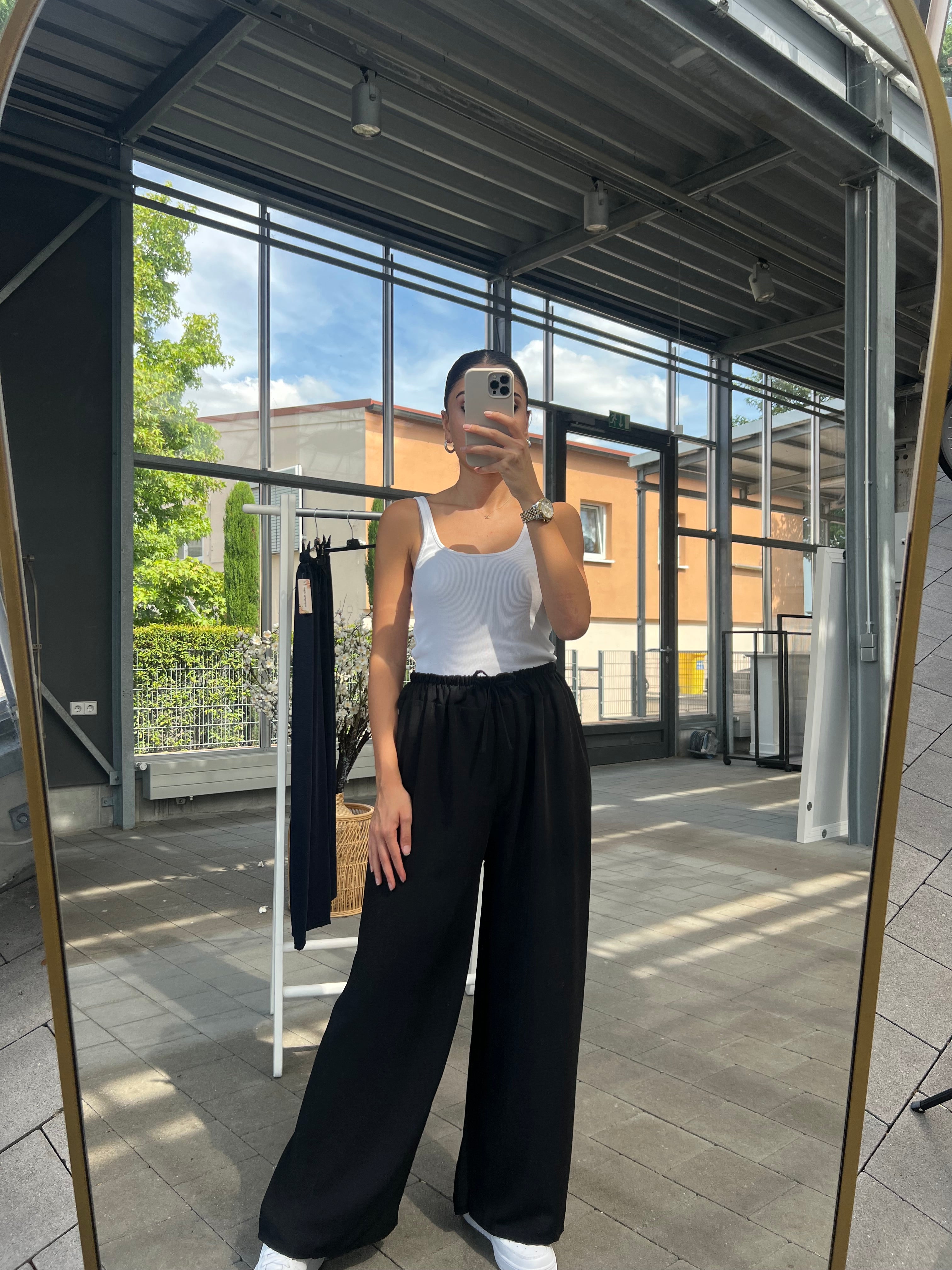Weite Viskose Hose