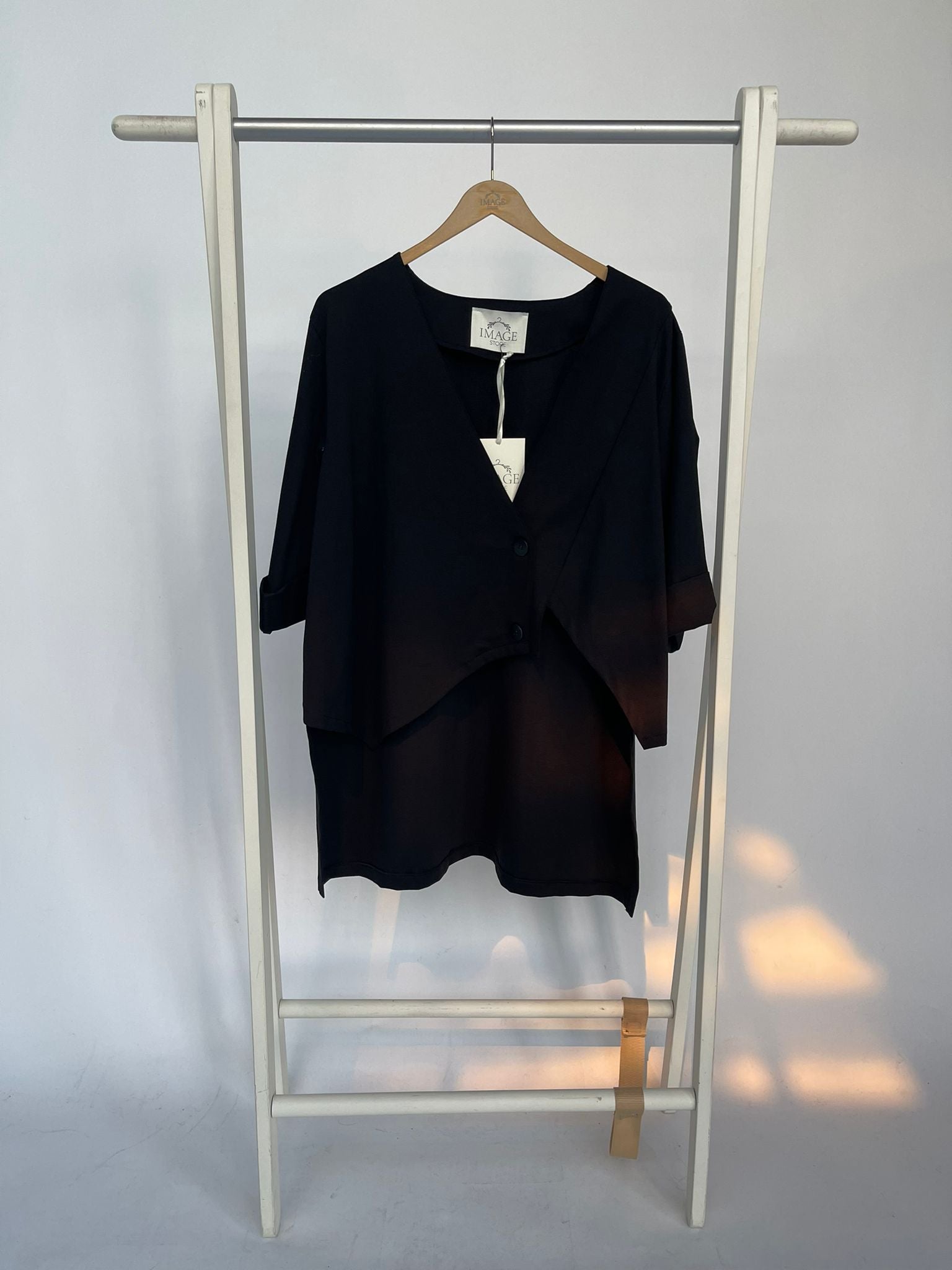 Asymmetrical jacket pel