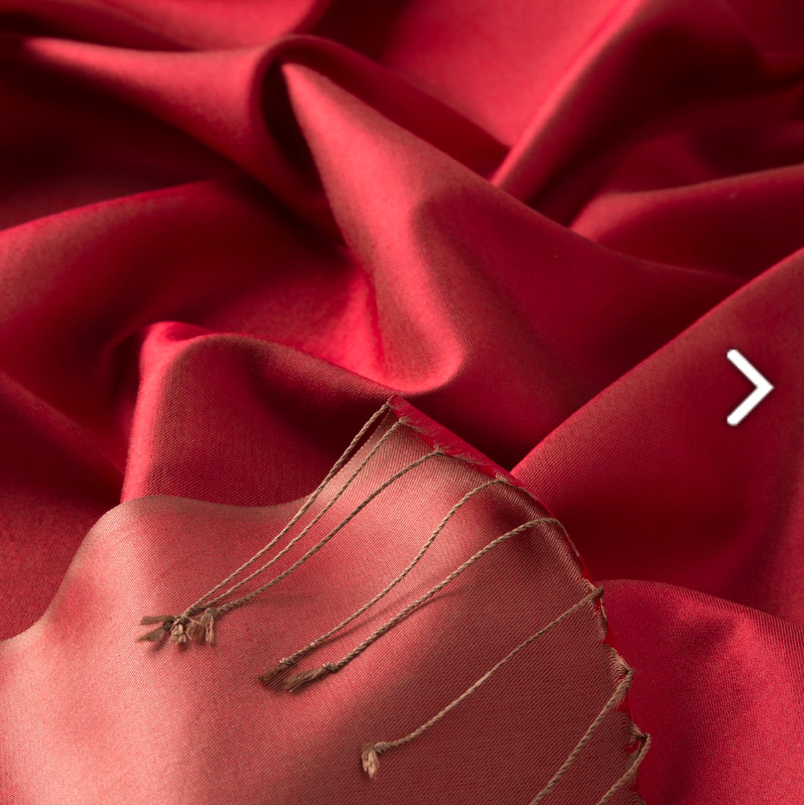 Ipekevi Seidenschal in Erdbeere