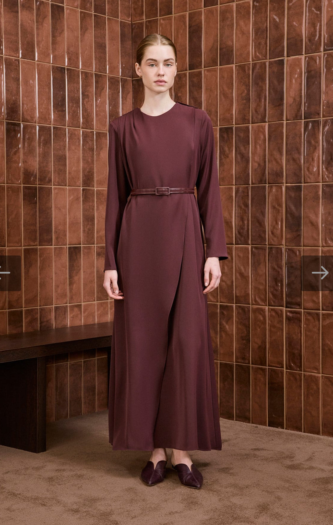 Amara Krep Kleid