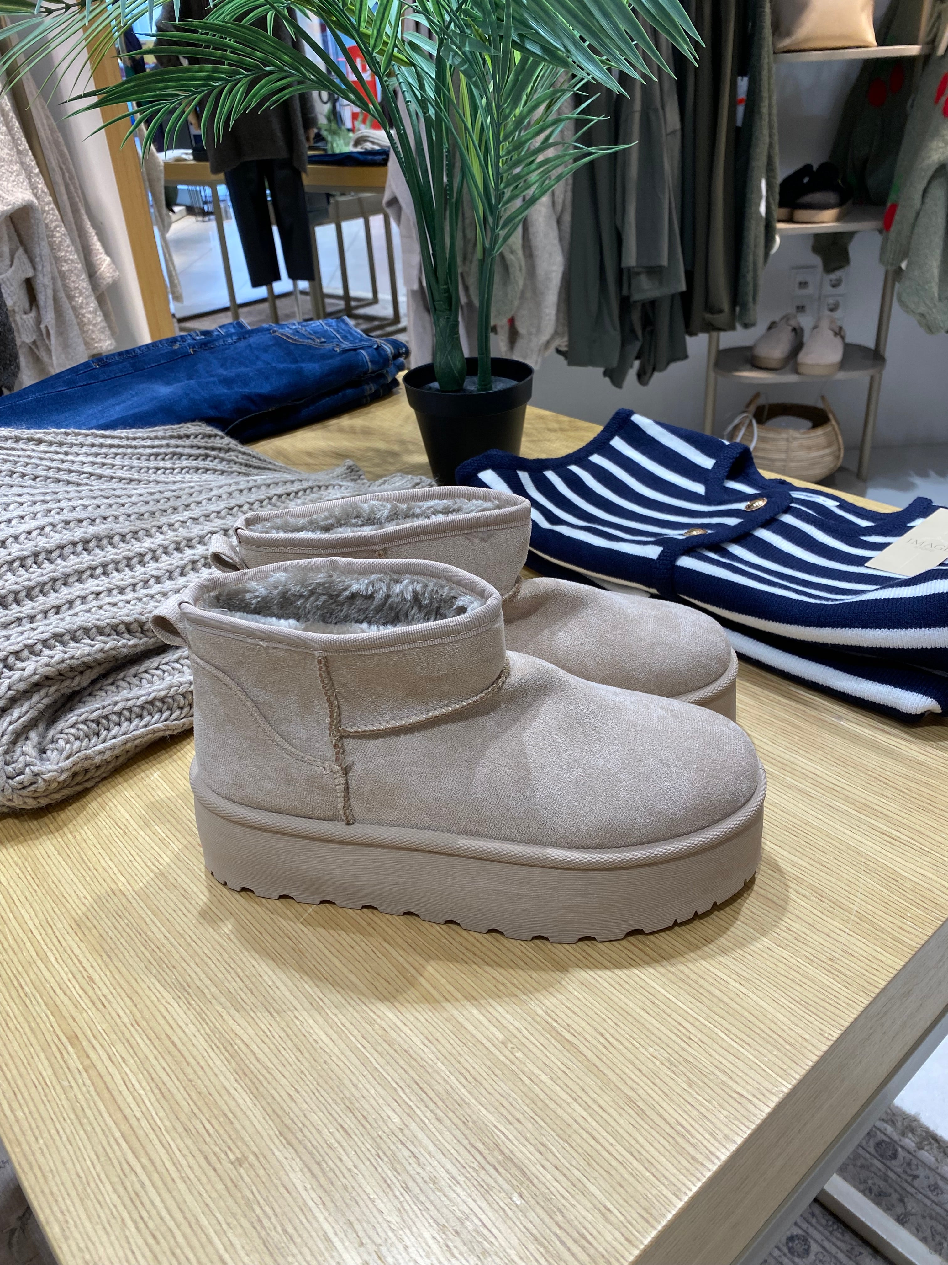 Plateau Boots Mini