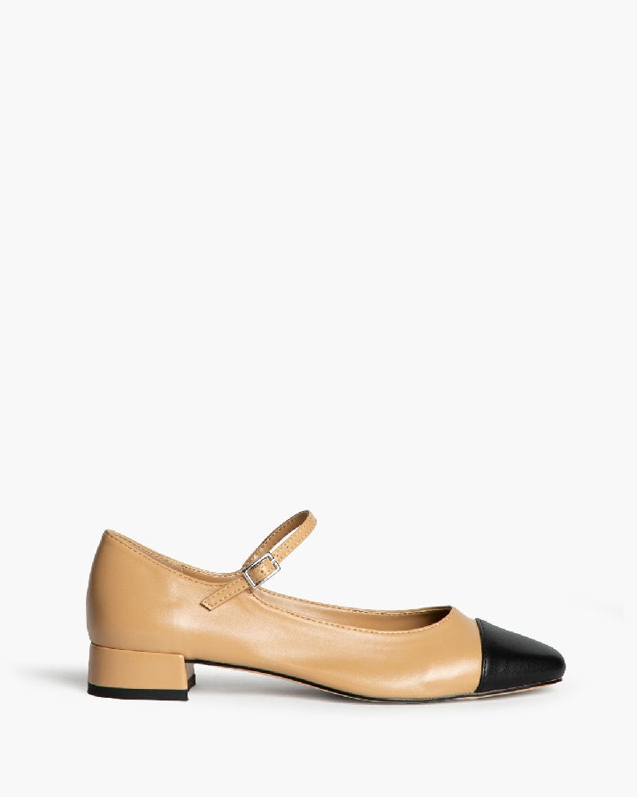 Mary-Janes mit Lackdetail