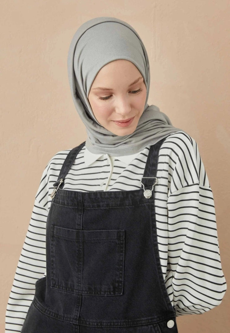 Fresh Scarfs Jersey Schal in Silber