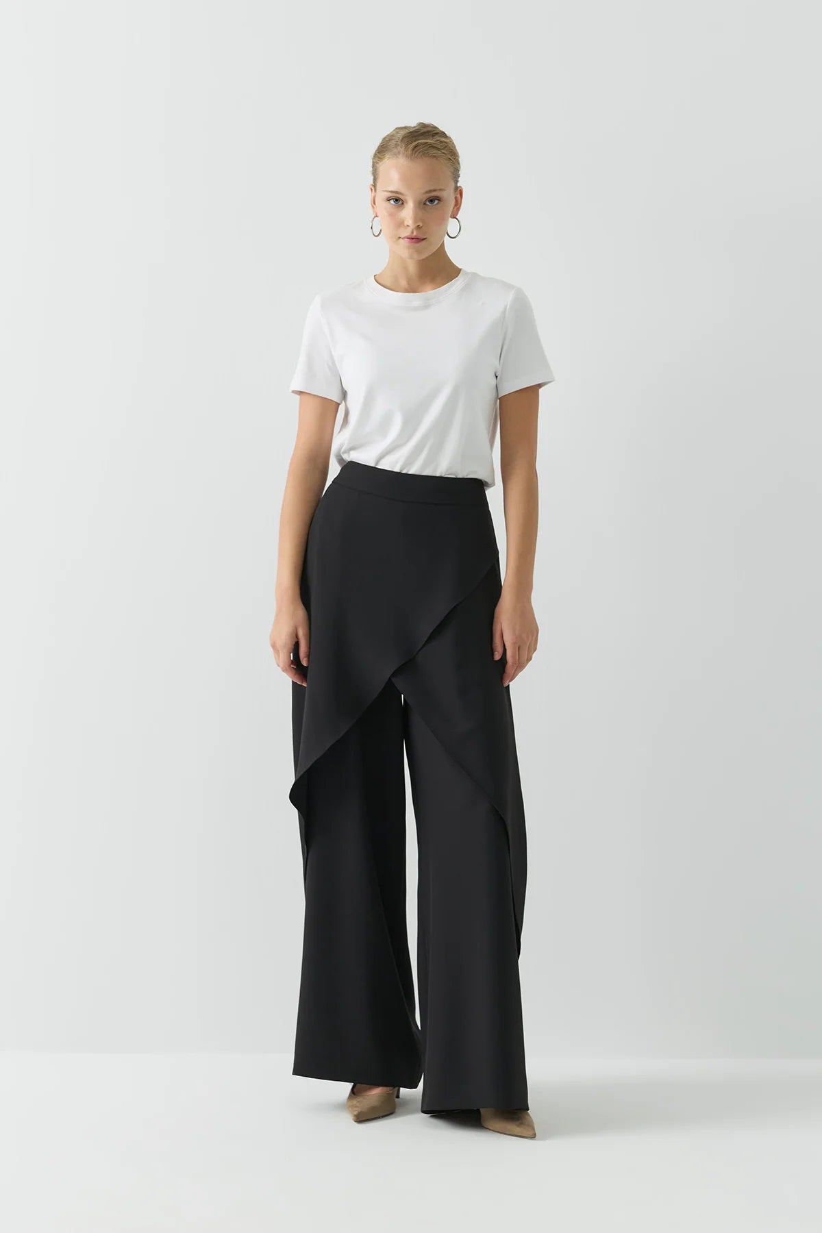 Krepp Hose mit Vorderdetail