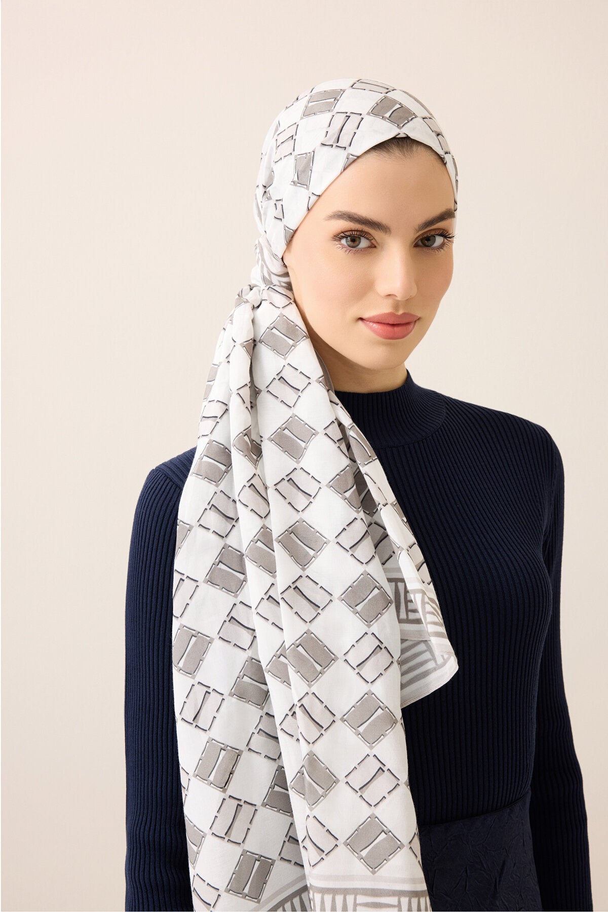 Imannoor Marka Flos Schal