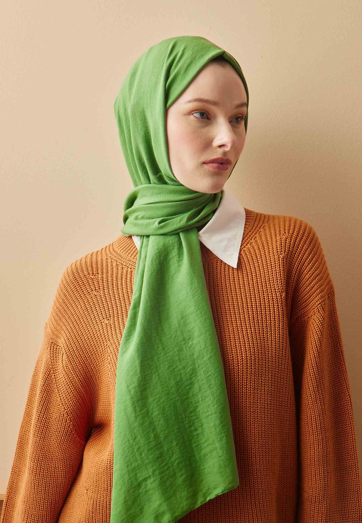 Crash scarf in apple green