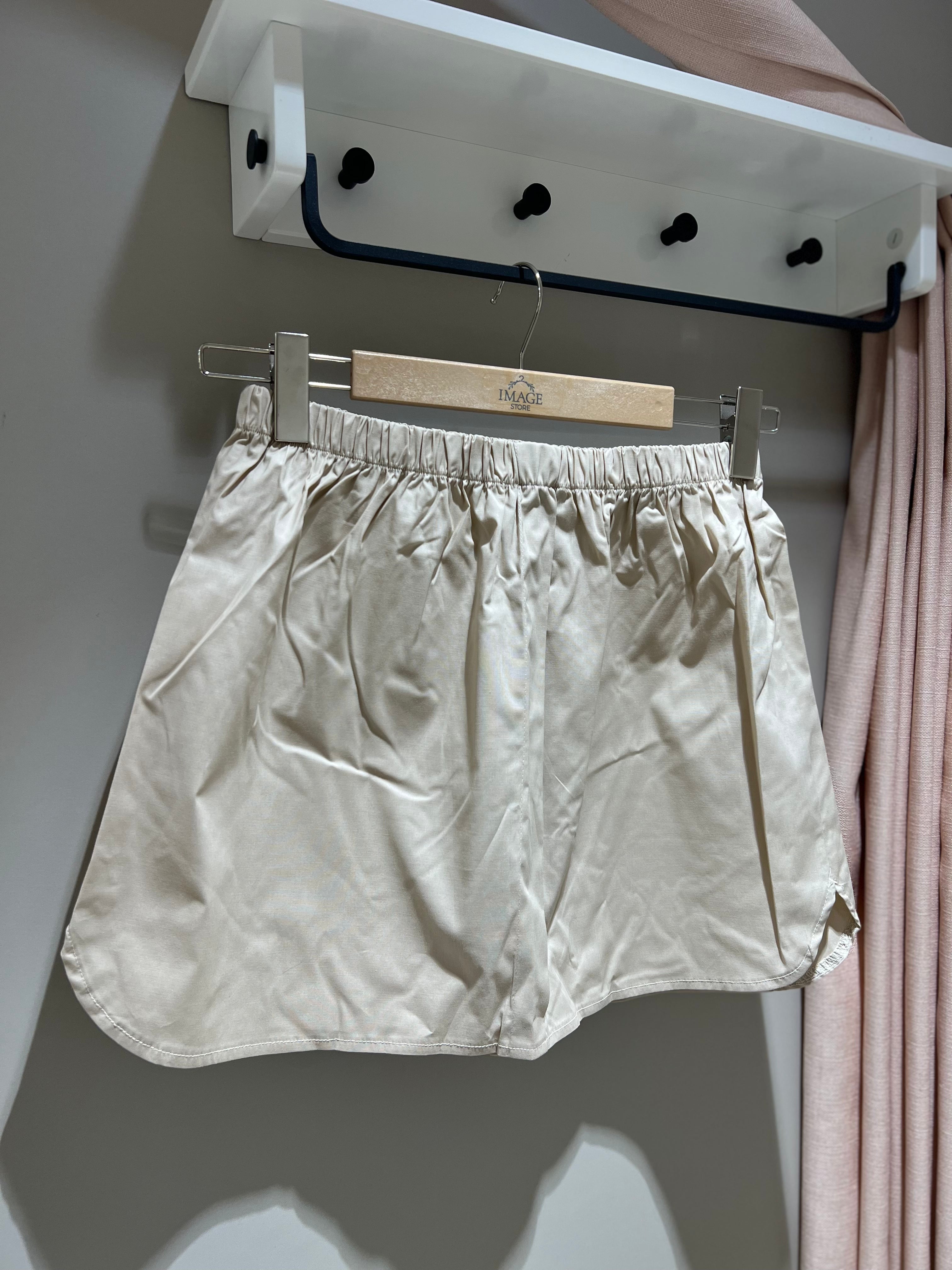 Unter puller in blousa look