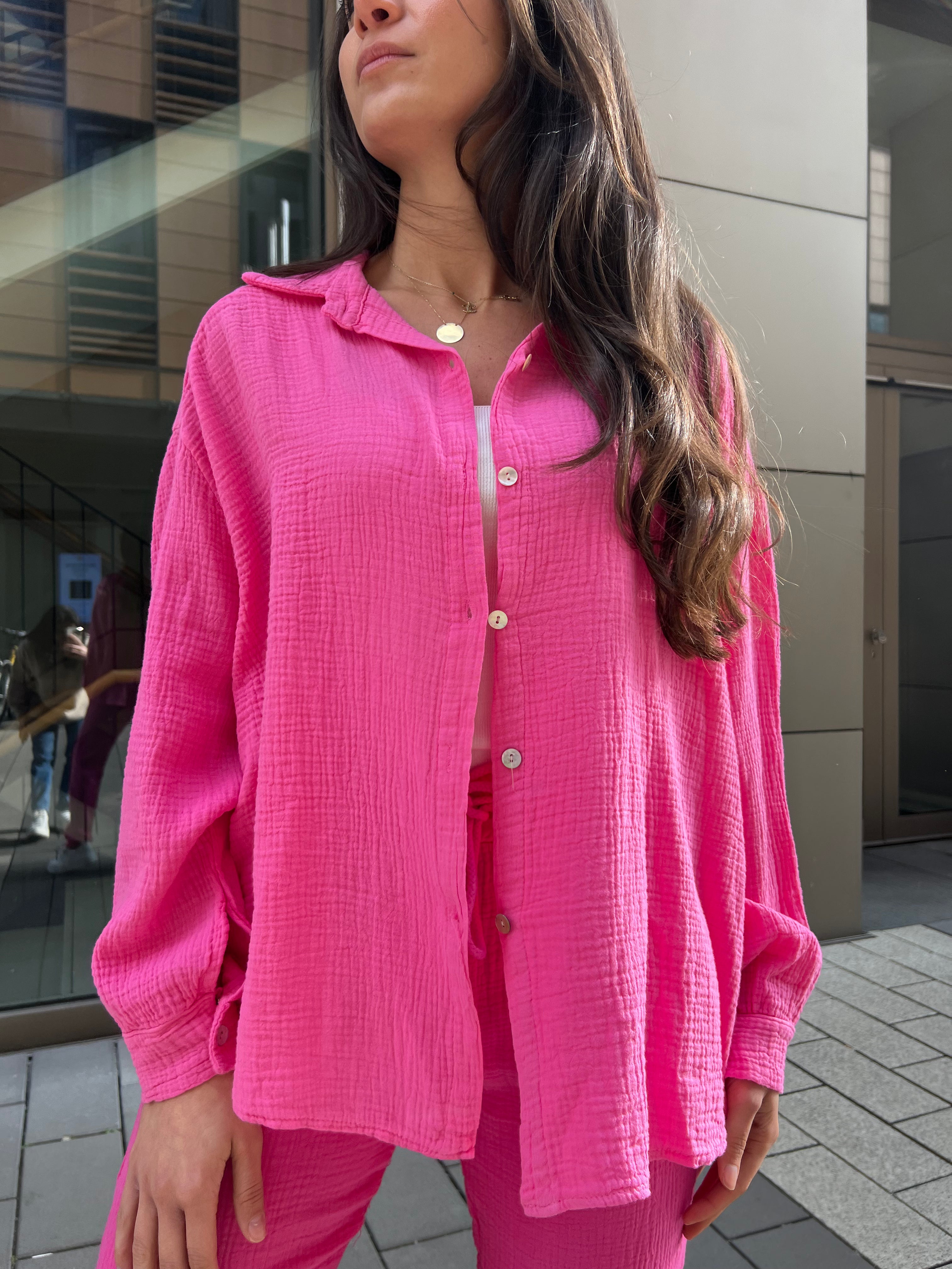 Oversize Musselin Bluse kurz