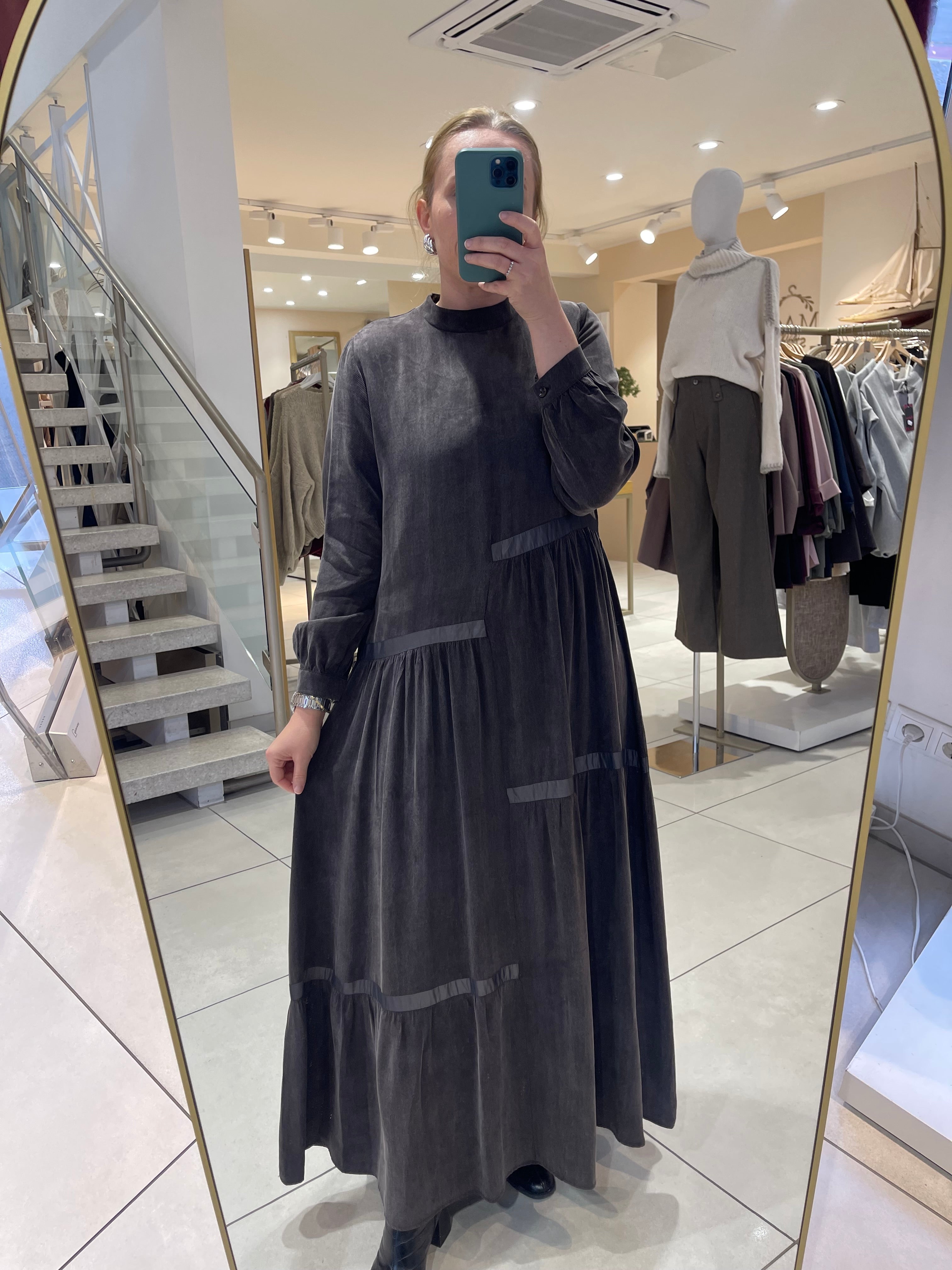 Almarwah Kleid