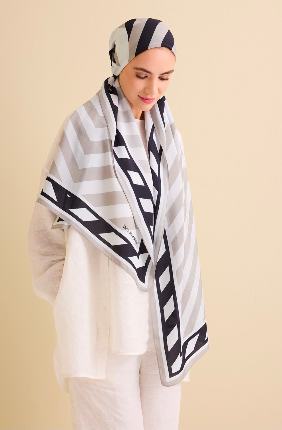 Imannoor Cizgi Noor Flos Grau