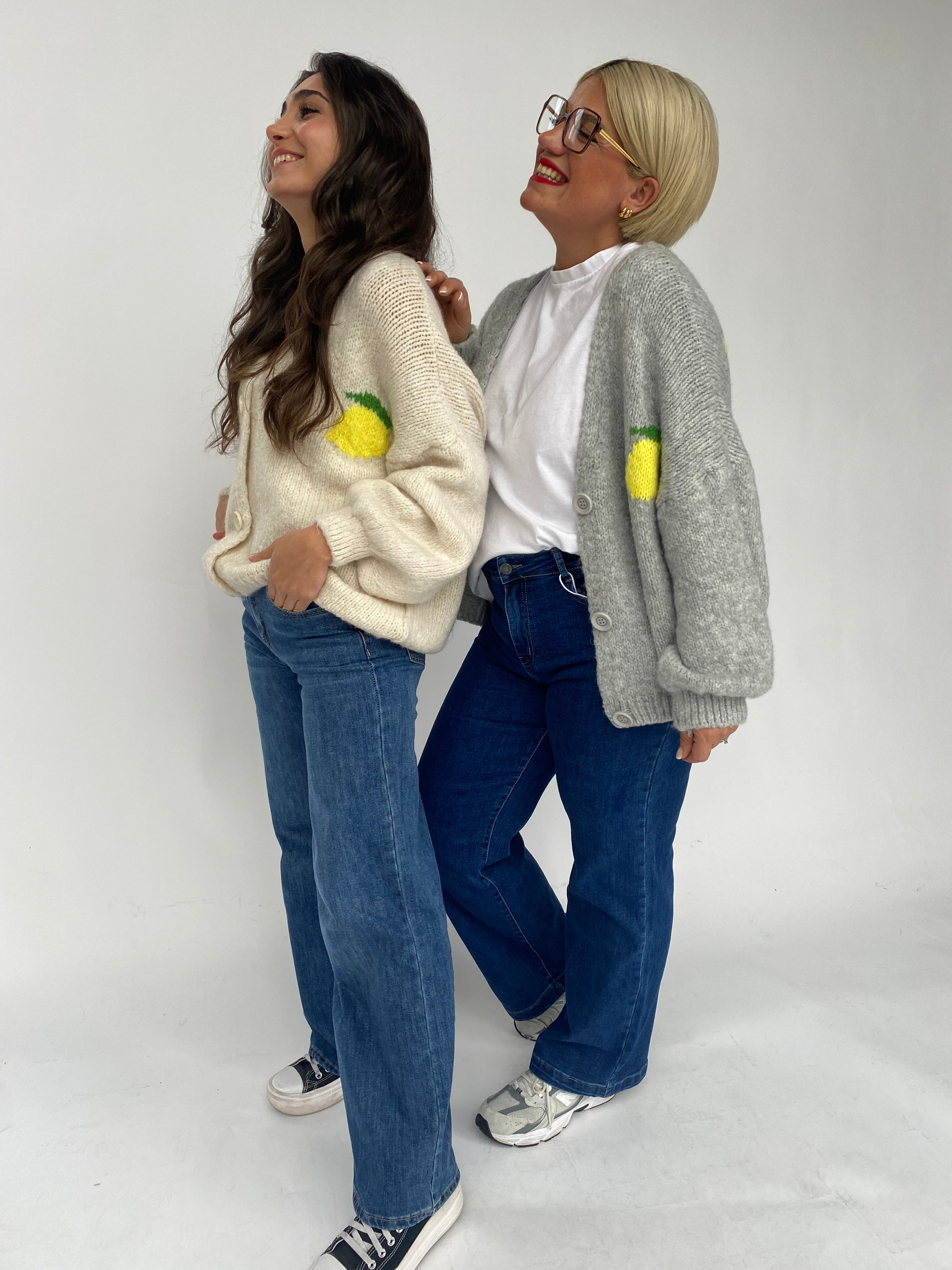 Lemon Strickjacke in Grau