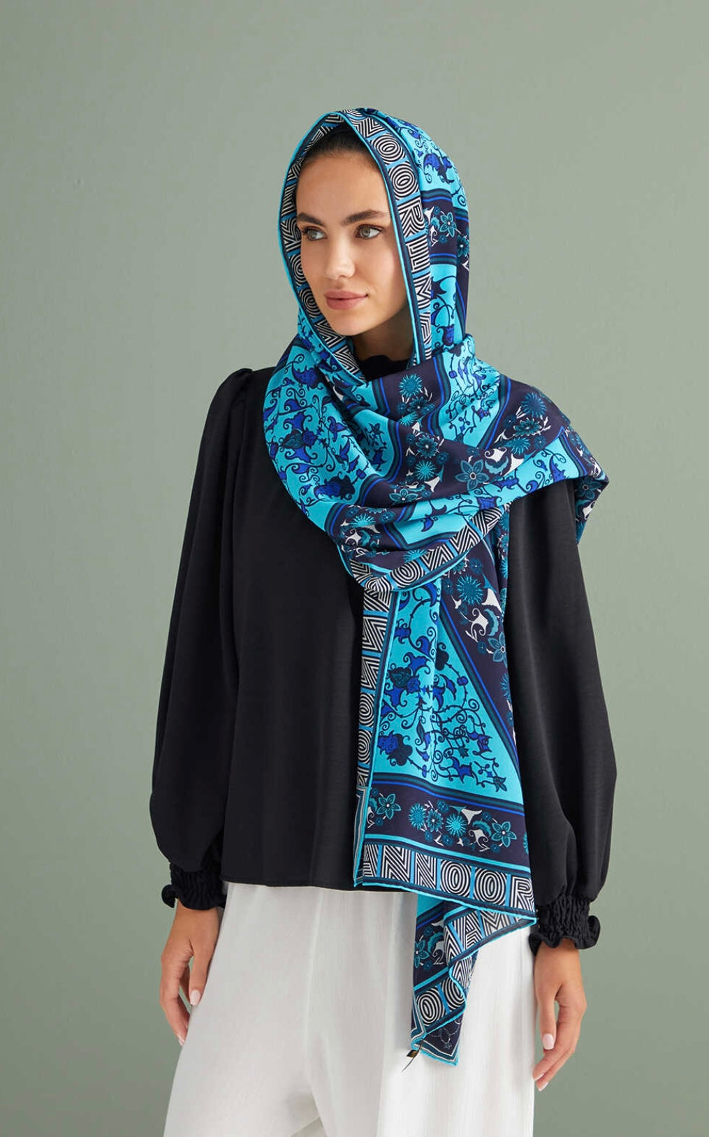 İmannoor Tezhip Silk Schal in Turkish Blue