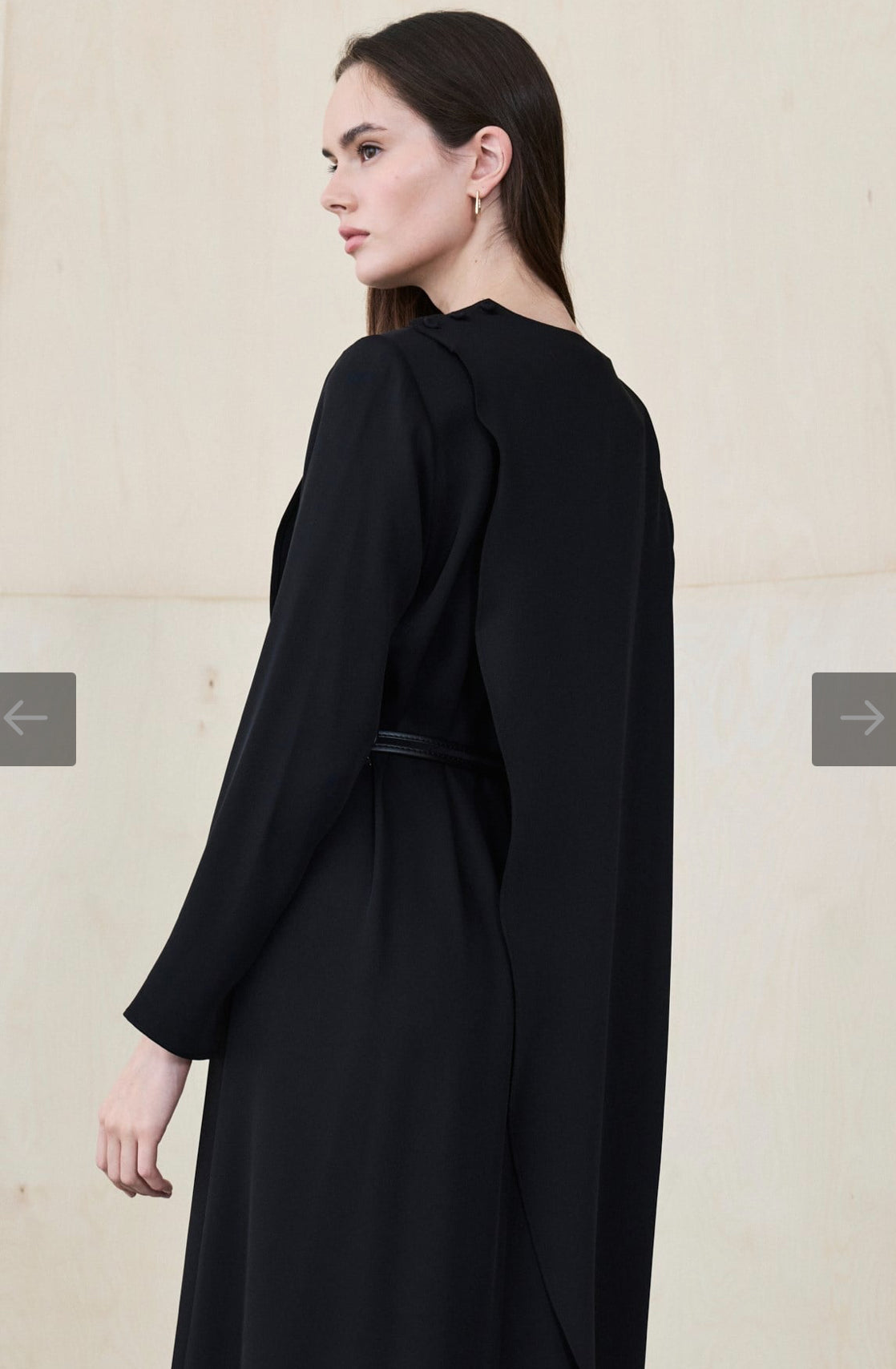 Amara Krep Kleid