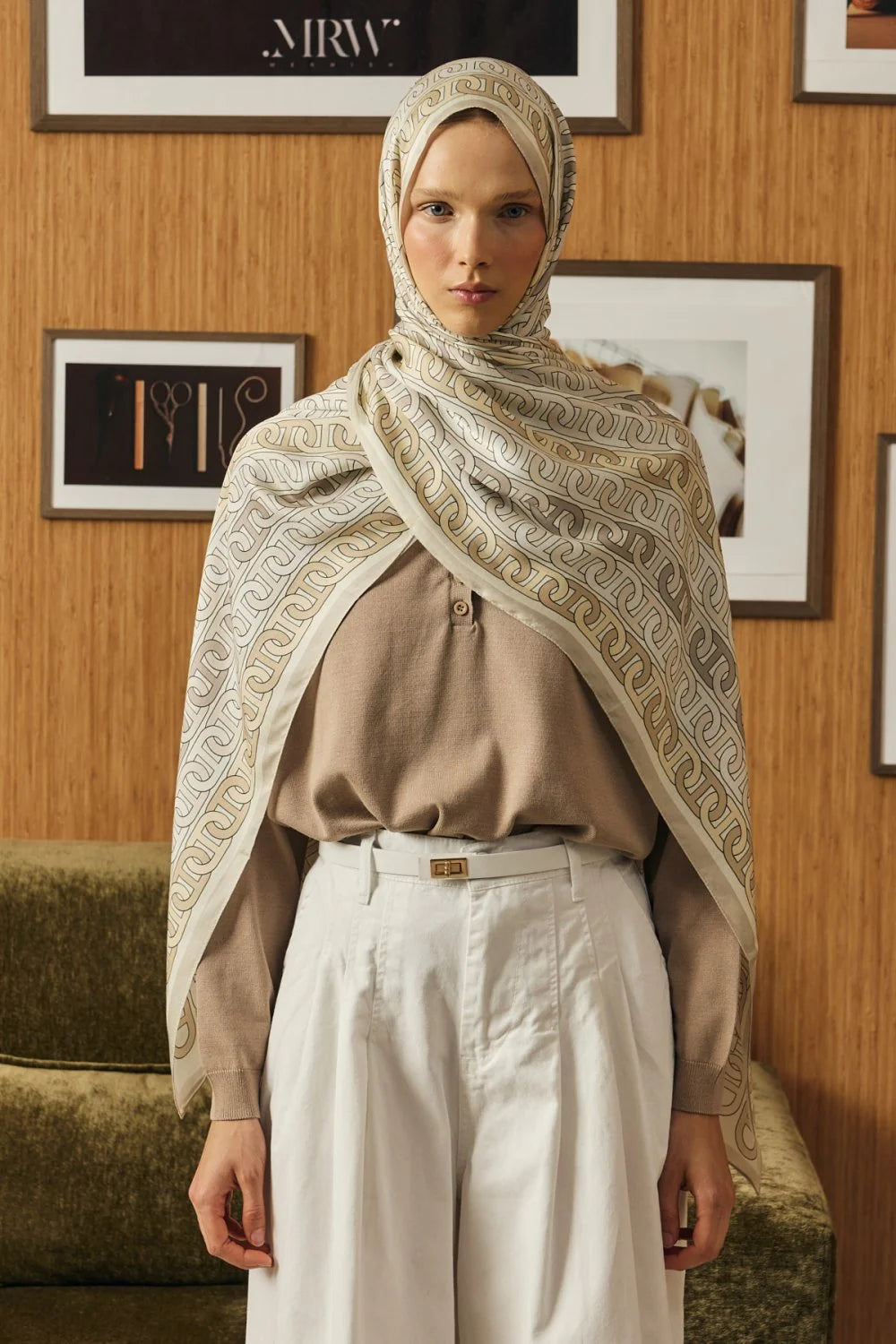 MRW Monogram Flos Schal