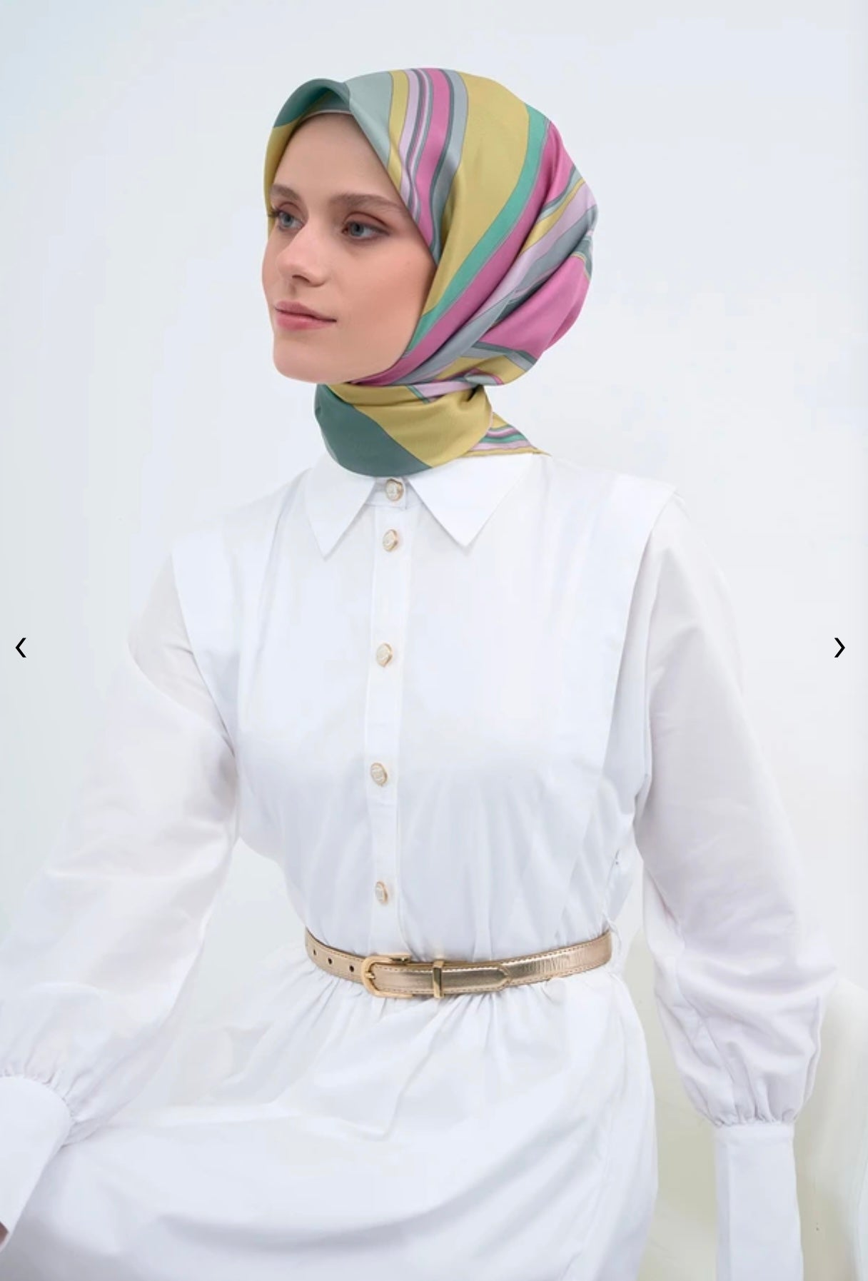 Armine Esarp 9511