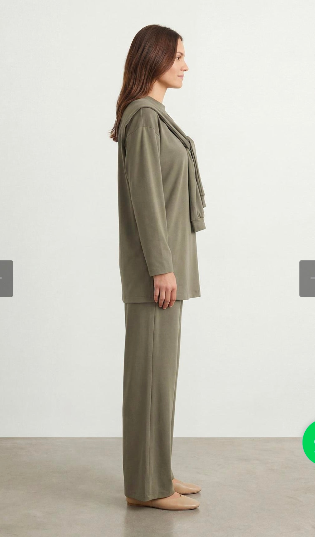 Modal Zweiteiler mit angenähtem Detail