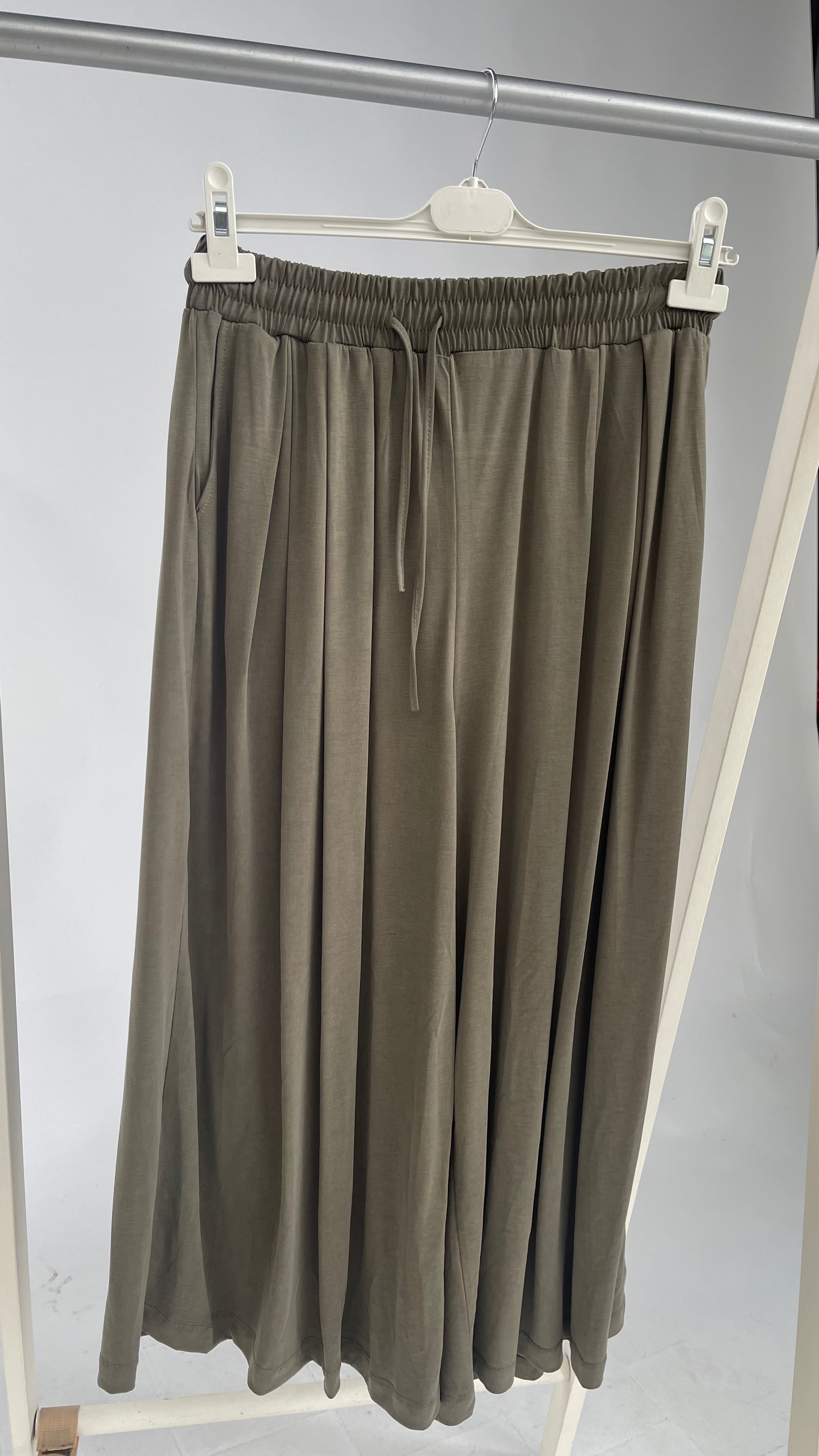 Loreen Hosenrock 20664