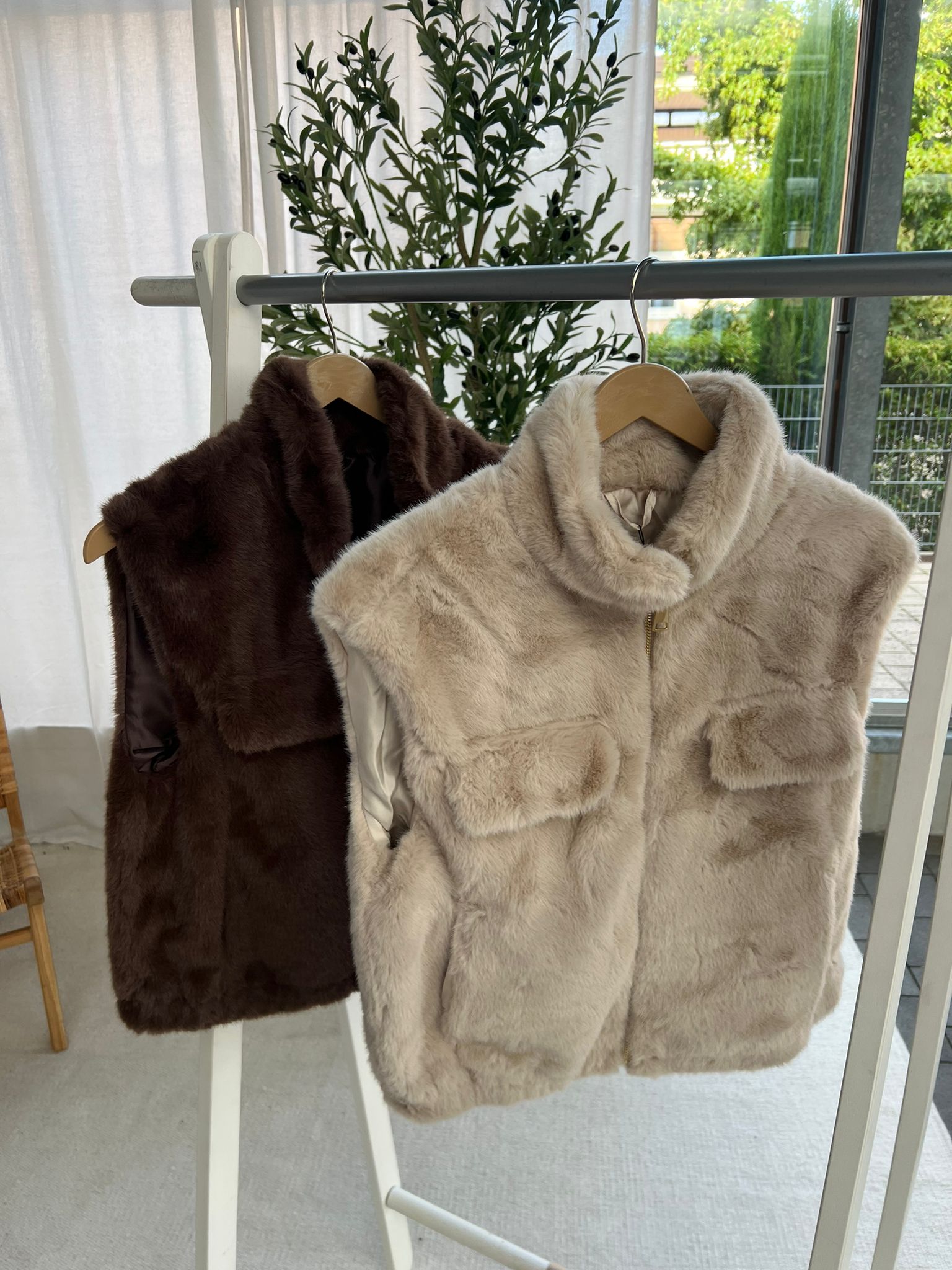 Teddy vest one size in beige