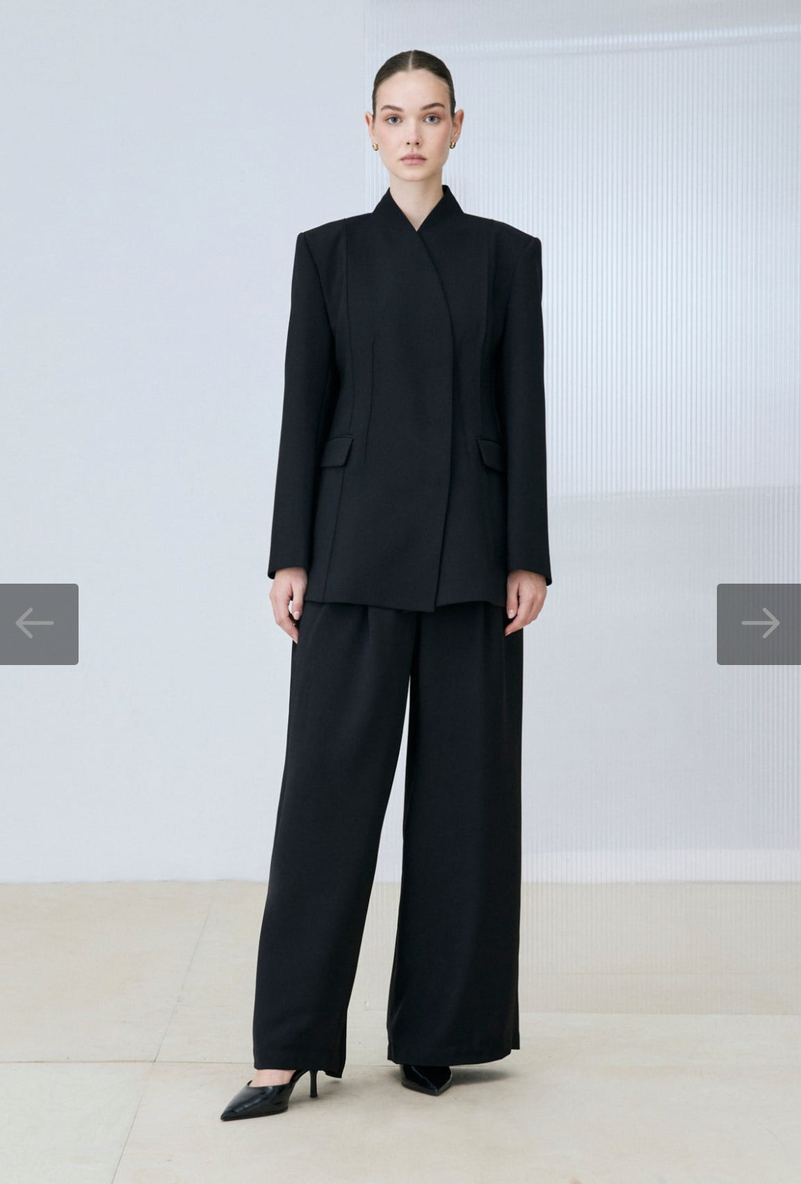 Clara Blazer