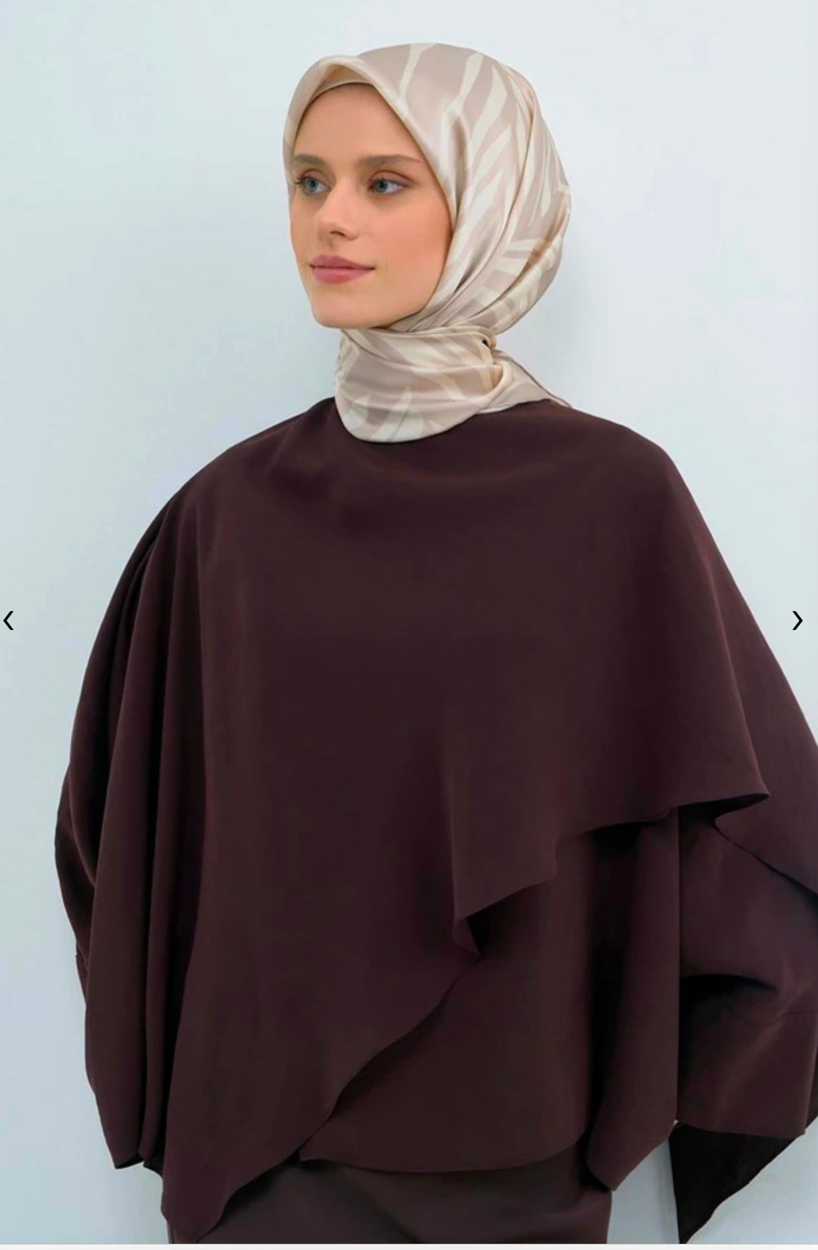 Armine Esarp 9550