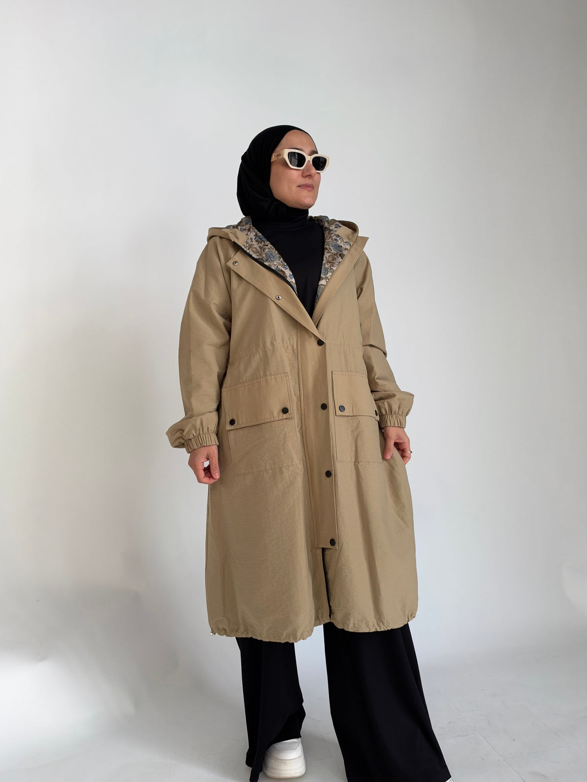 Trenchcoat mit Raffdetails