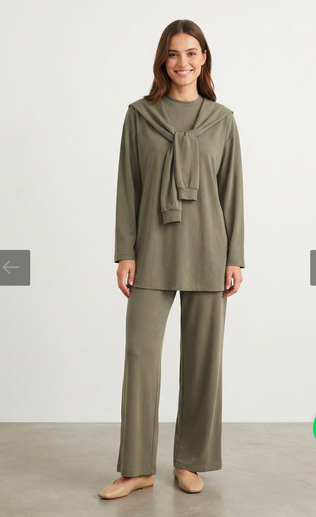 Modal Zweiteiler mit angenähtem Detail