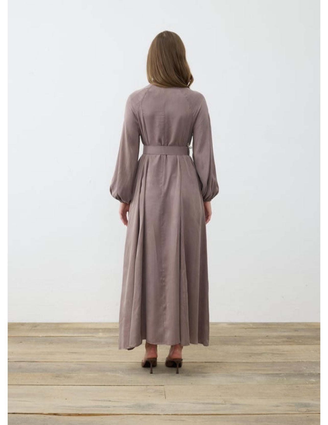 Terzi Dükkanı Prime Seiden Kleid Mit Knöpfen Etup