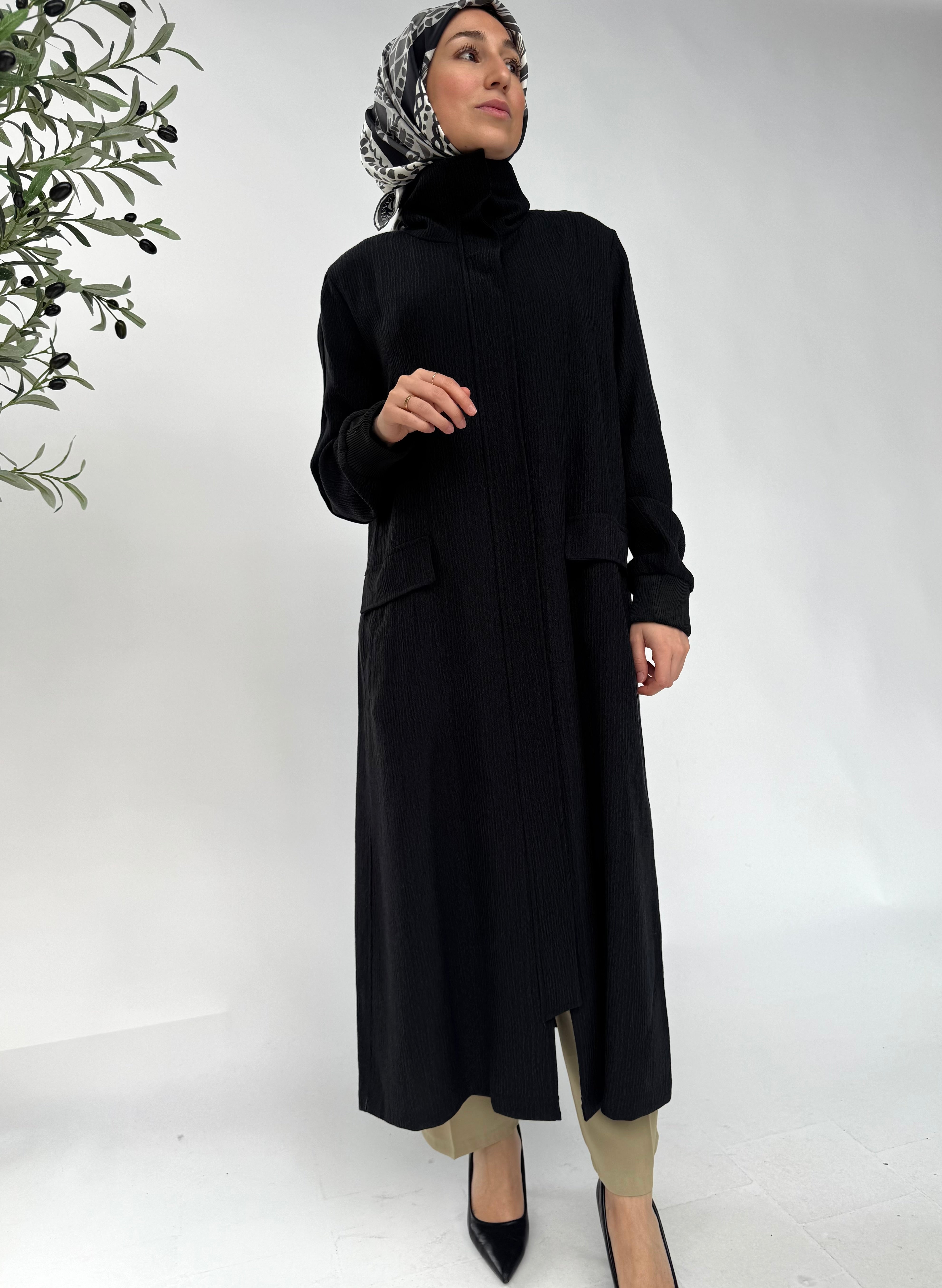 Fuat Gürsen Cape