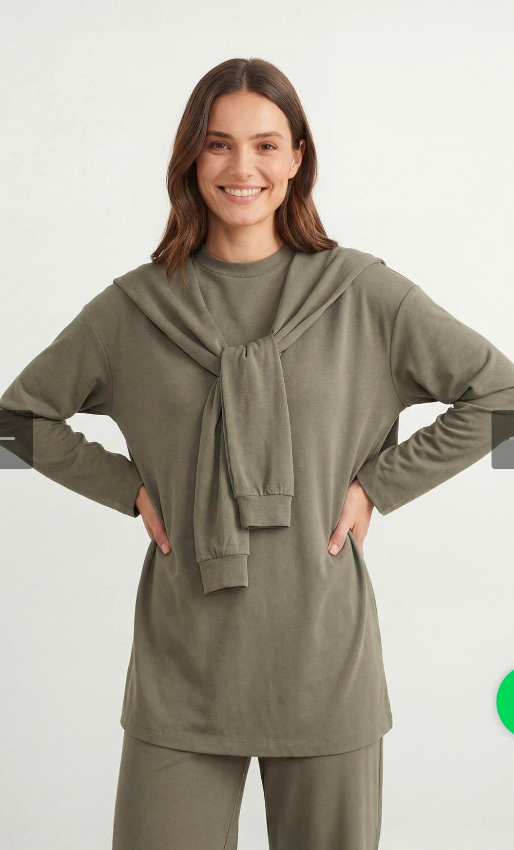 Modal Zweiteiler mit angenähtem Detail