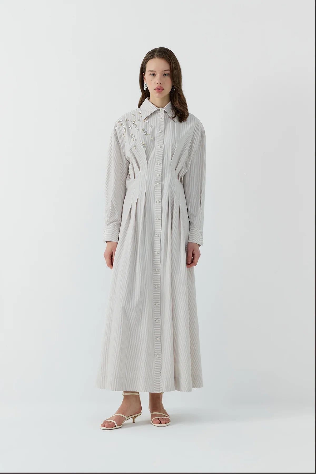 Clande Gestreiftes Hemdblusenkleid mit Schmuckdetails
