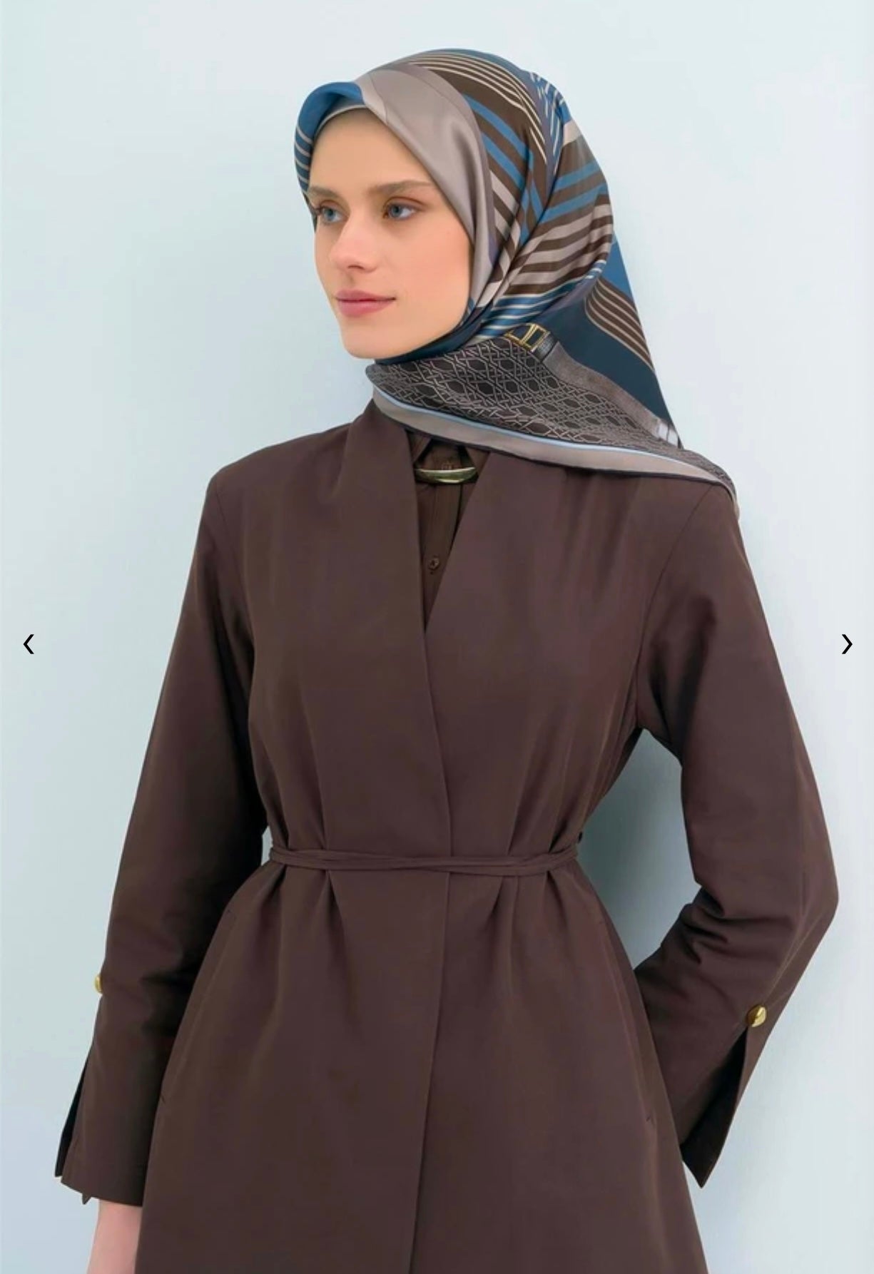 Armine Esarp 9521