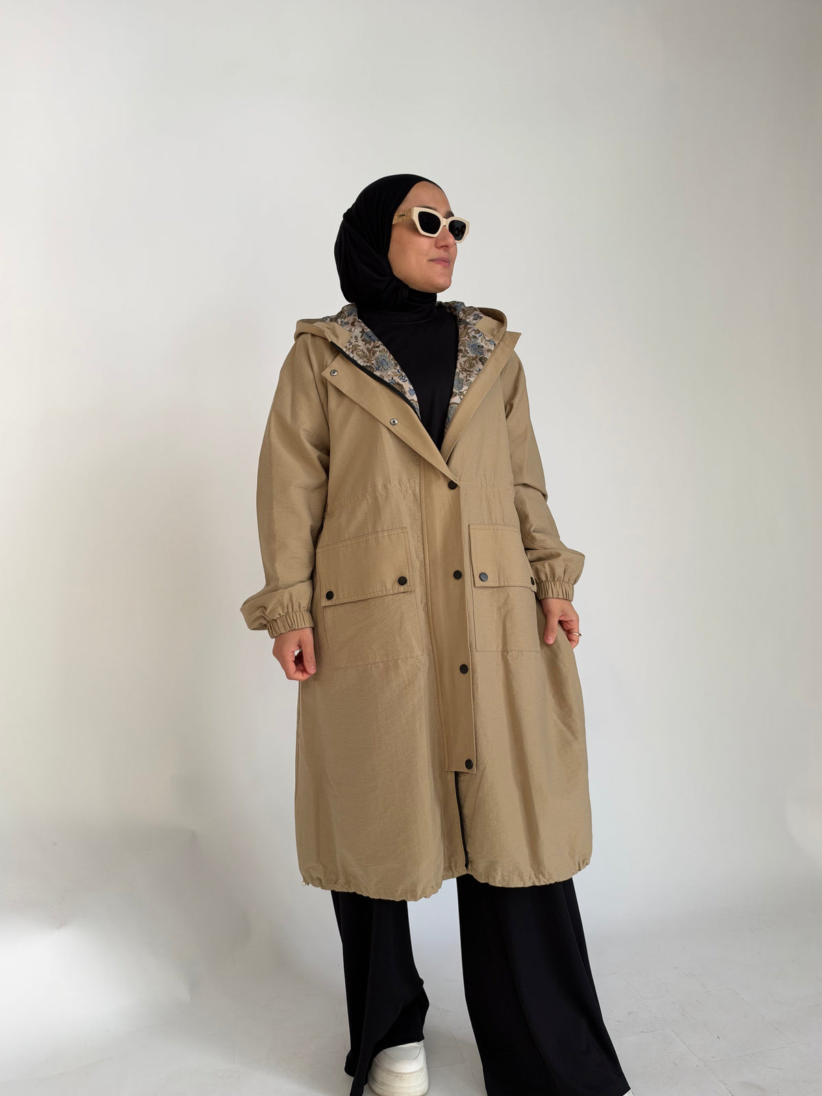 Trenchcoat mit Raffdetails
