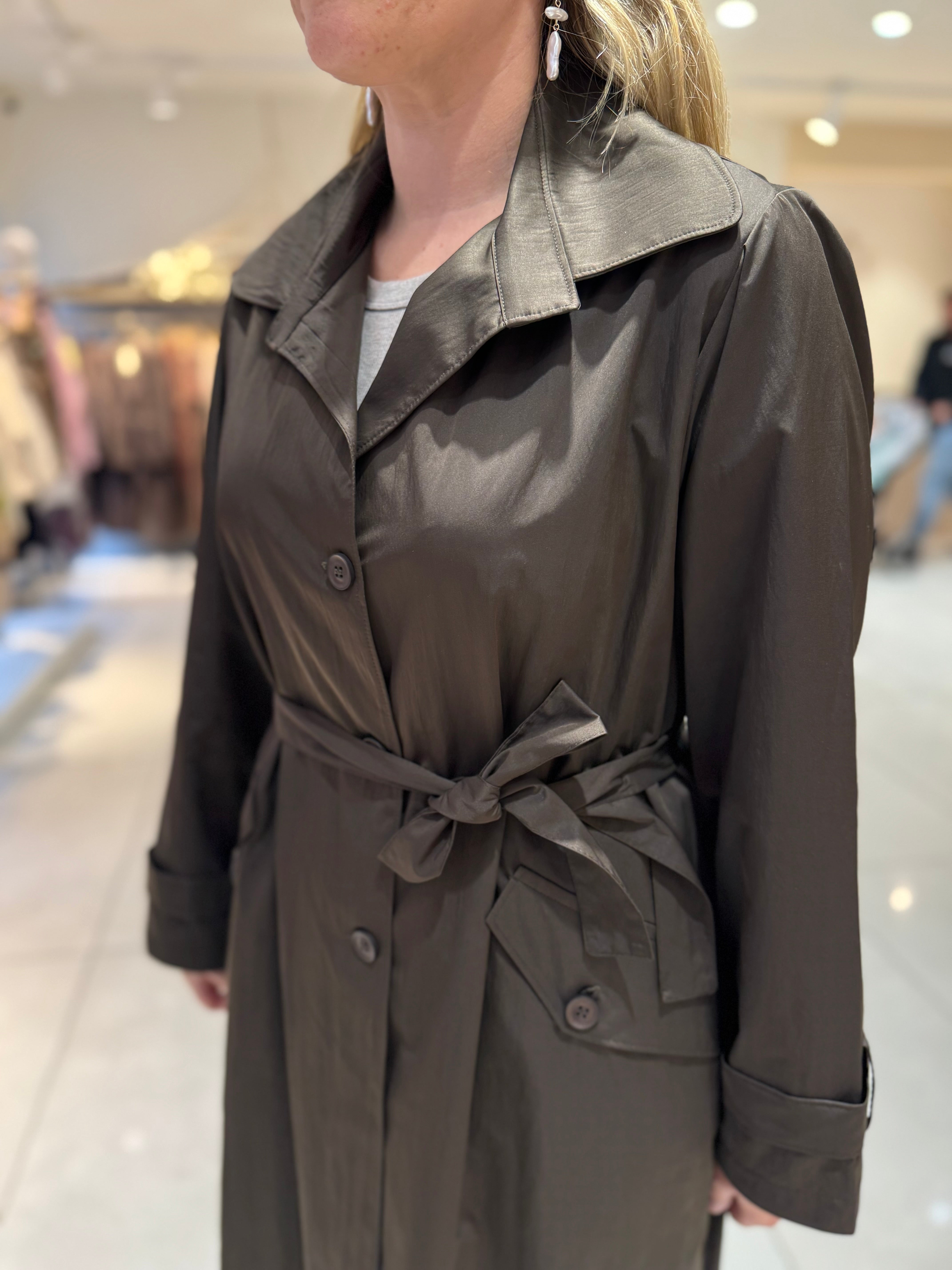 Almarwah Trenchcoat