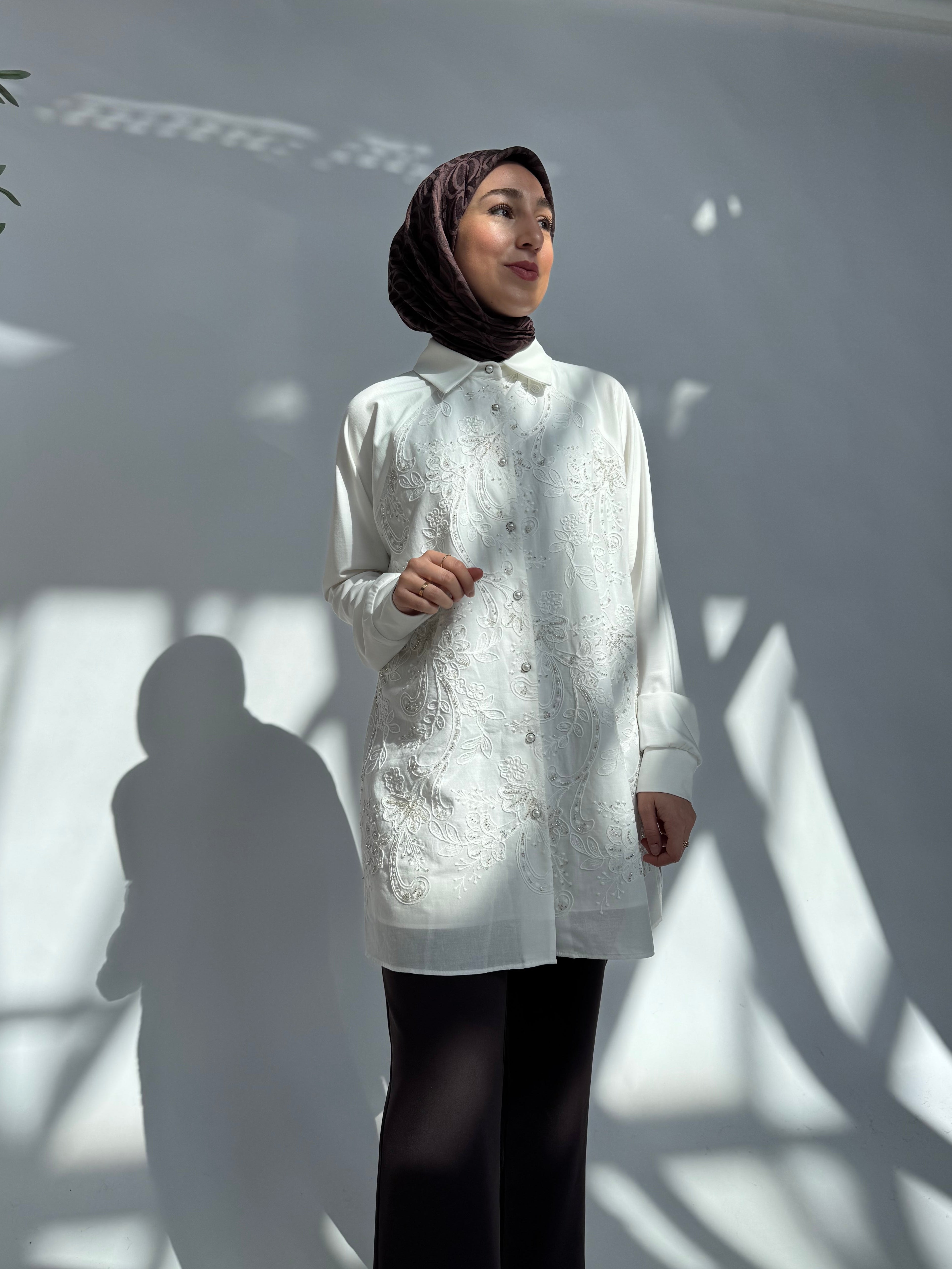 Fuat Gürsen Tunika mit Spitzendetail