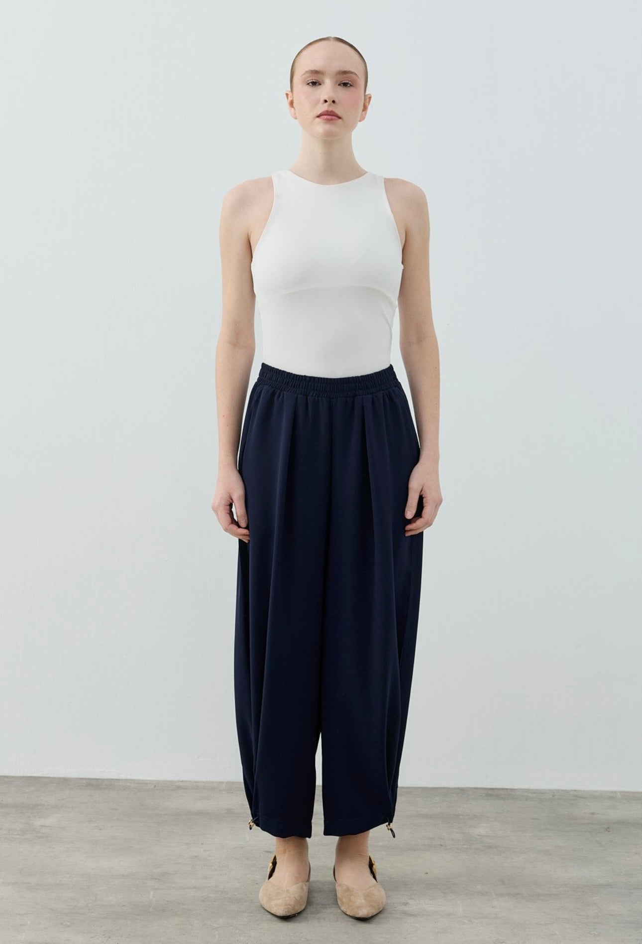 Sportliche Krepp Hose