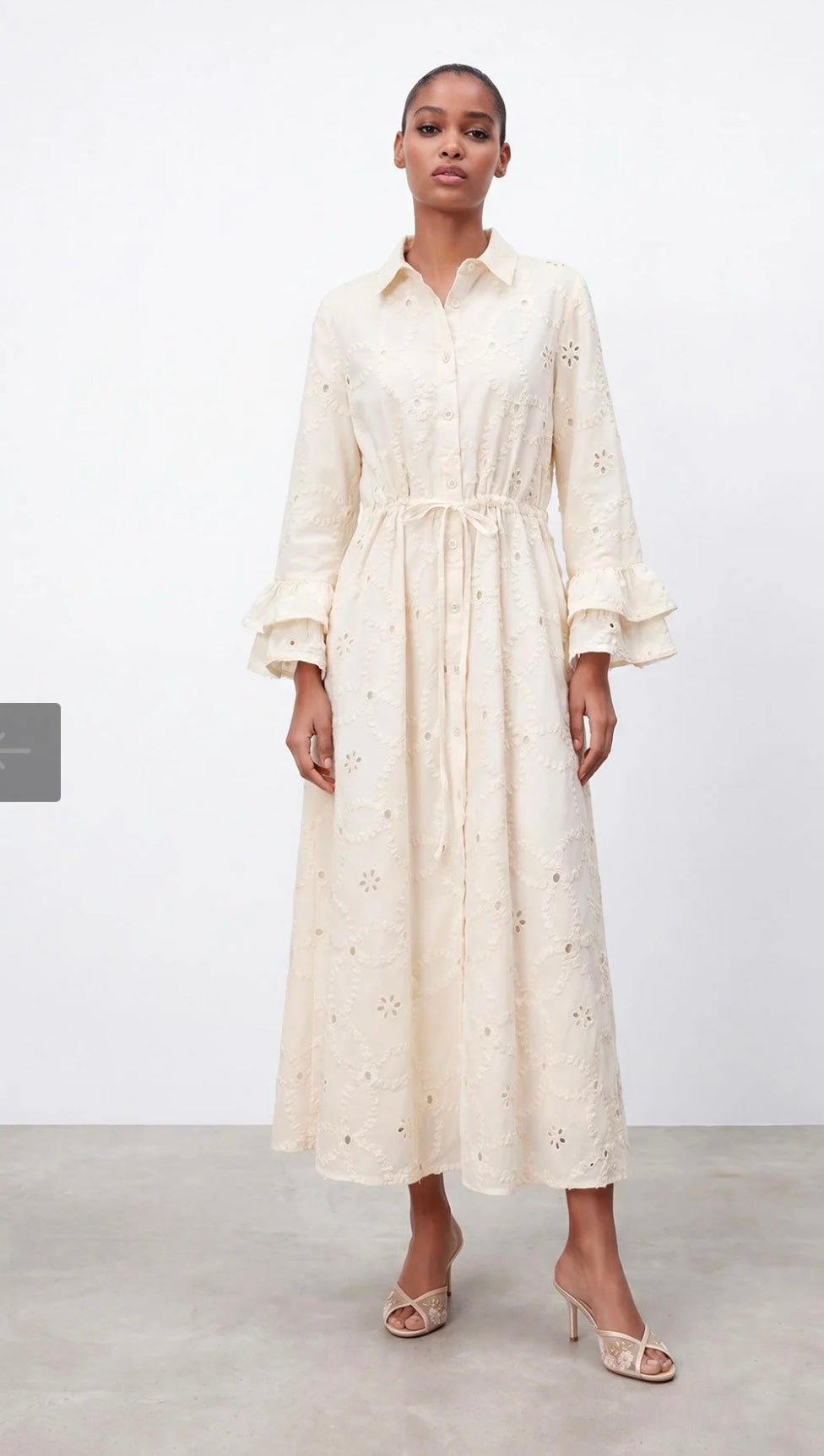 Kleid mit Volantärmel