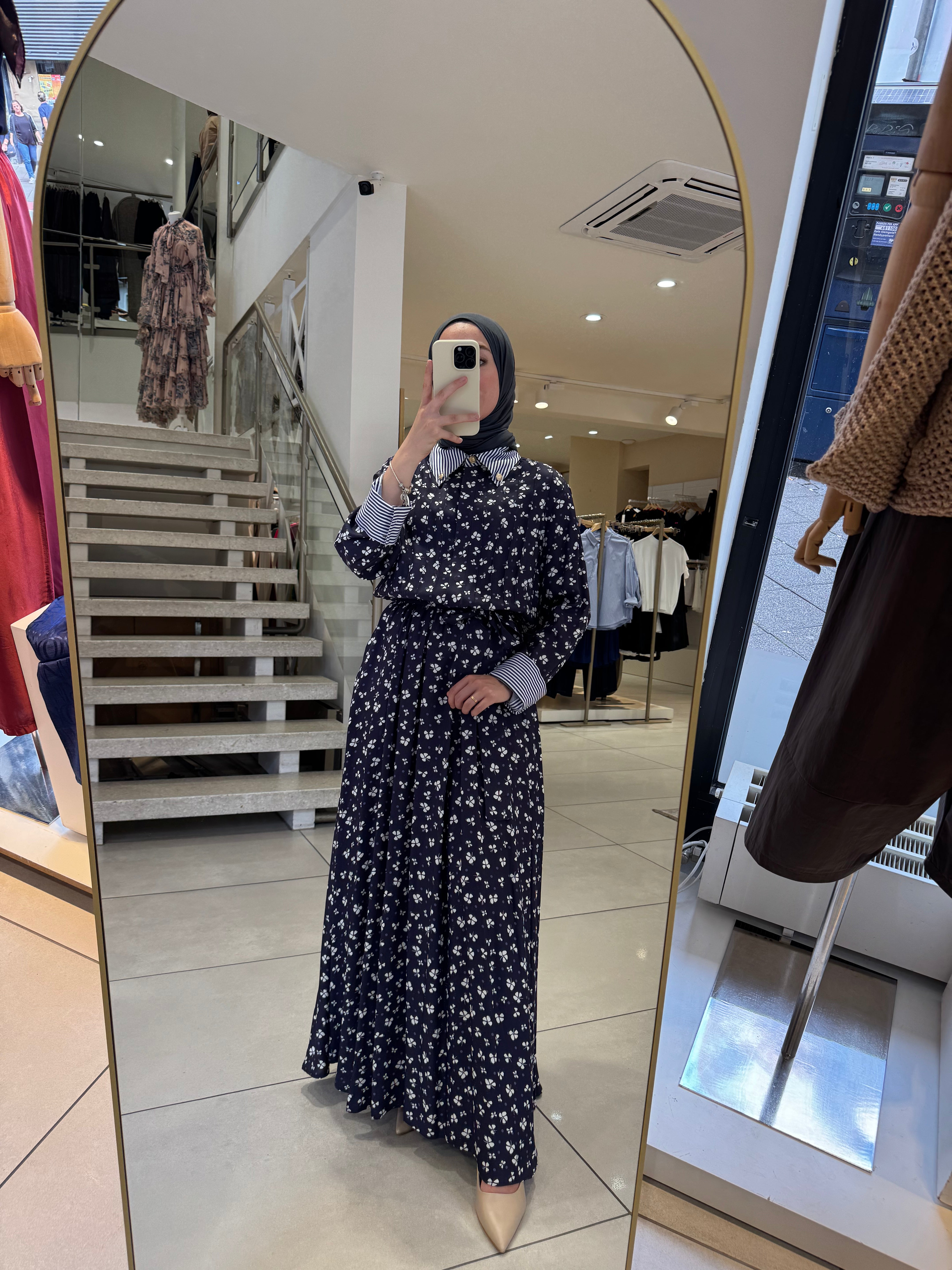 Milan Rayon Viskose Kleid Marineblau
